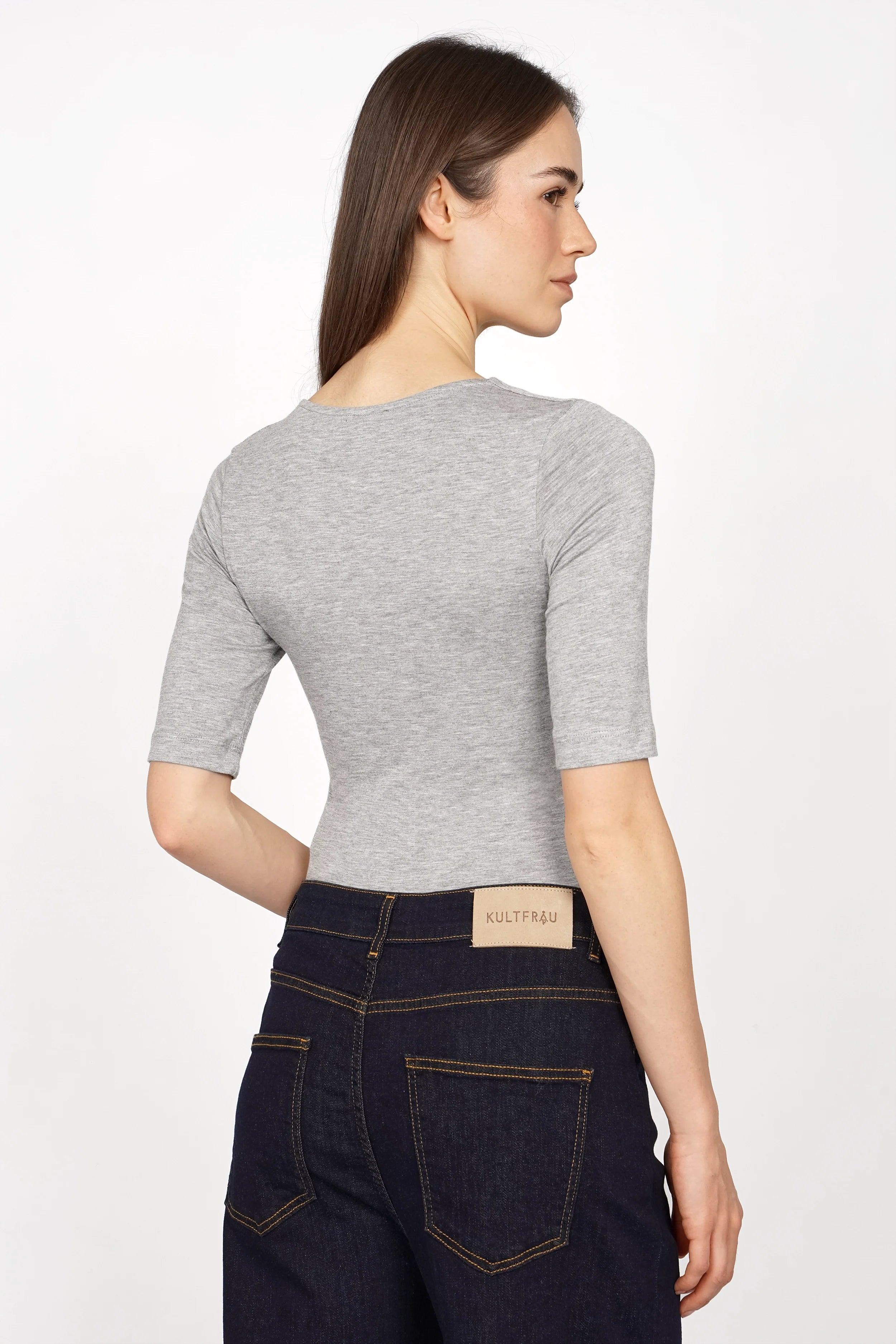 Damen JALYN Shirt aus weicher Viskose, Slim Fit, halblang, in Grau mit U-Boot Ausschnitt