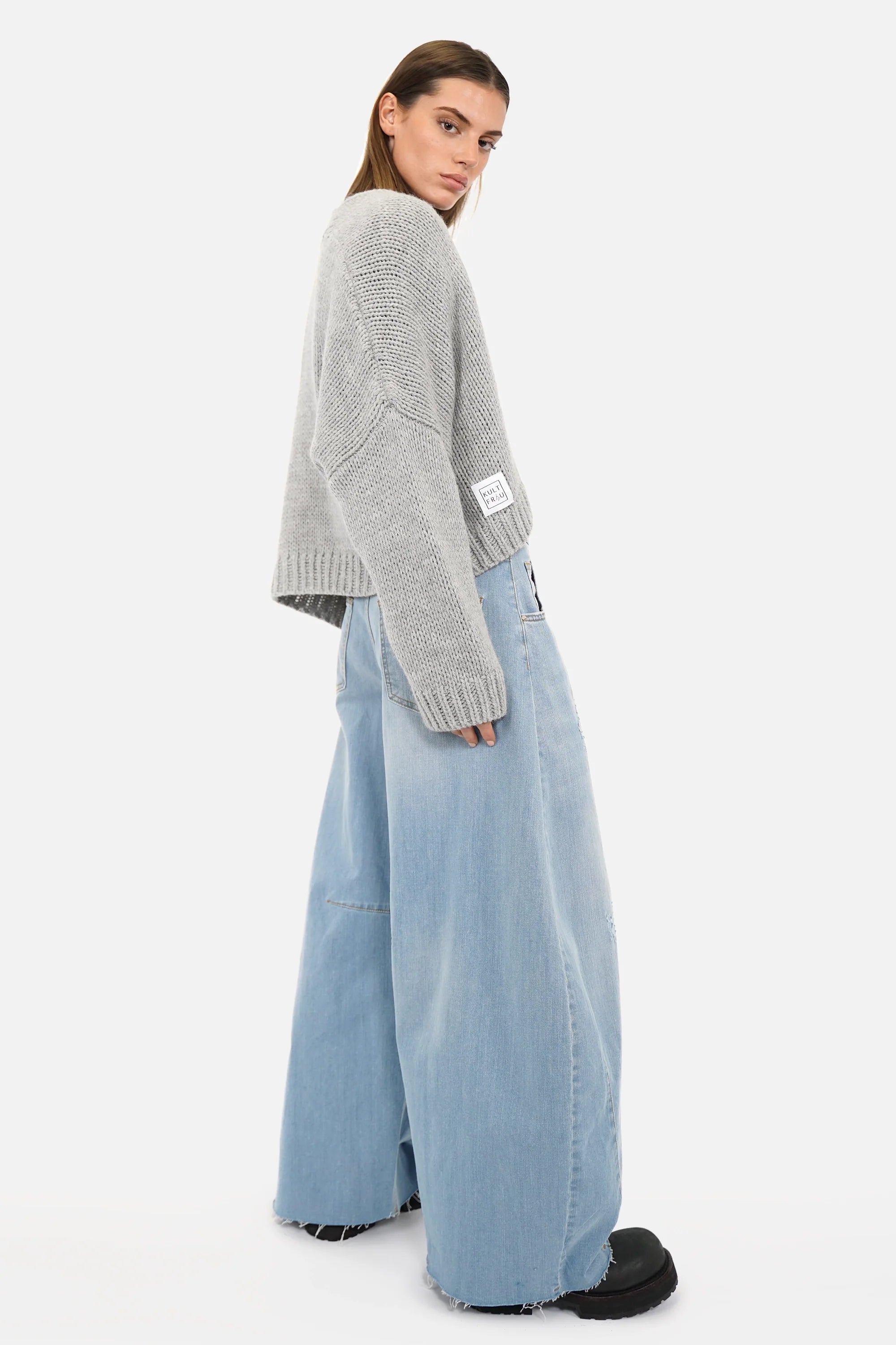 ALIXA Cropped Strickcardigan mit Schalkragen und Oversize-Look aus weichem Woll-Mix