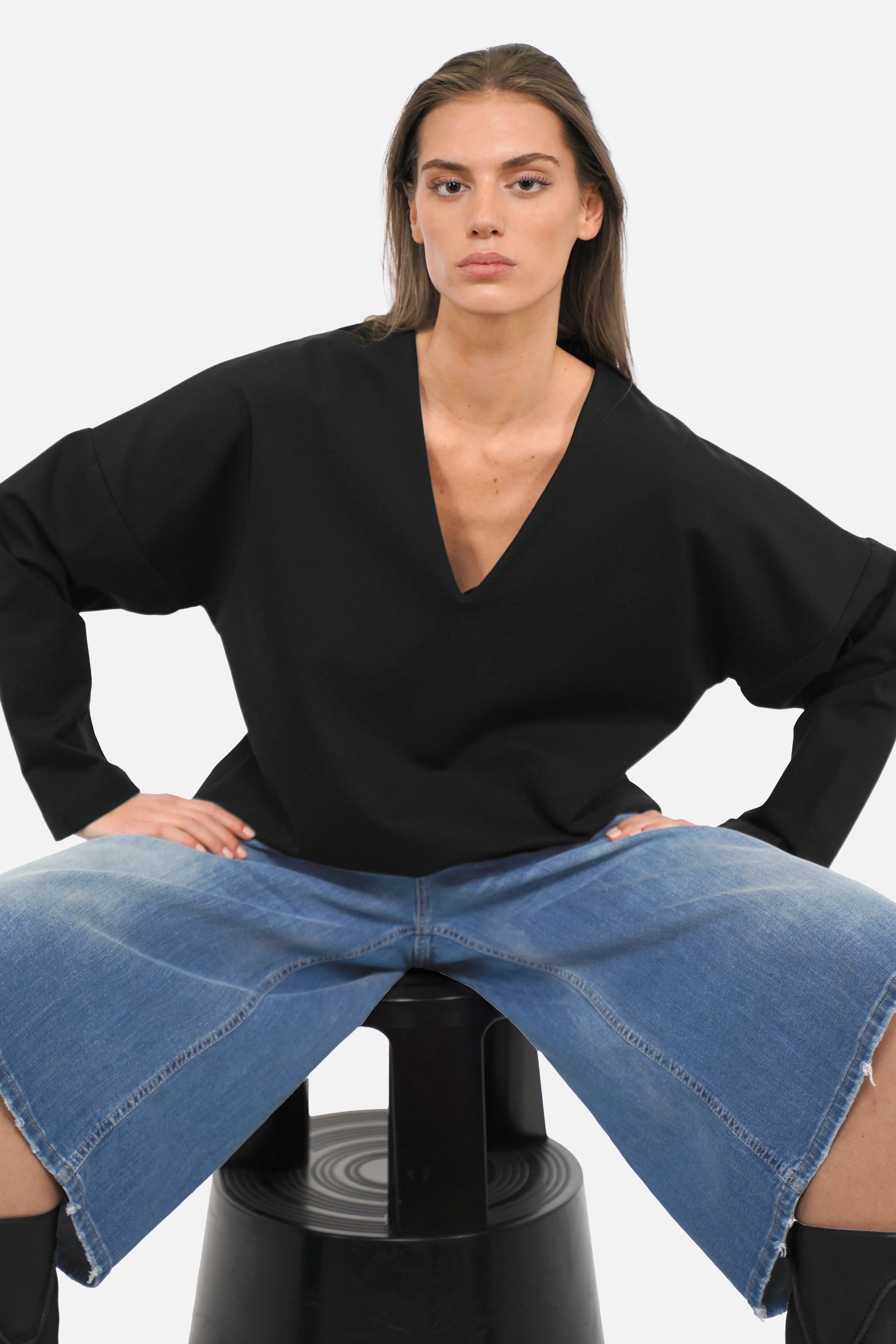 Damen Relaxed V-Ausschnitt Shirt aus weichem Jersey mit überschnittenen Schultern und verlängerter Rückenpartie