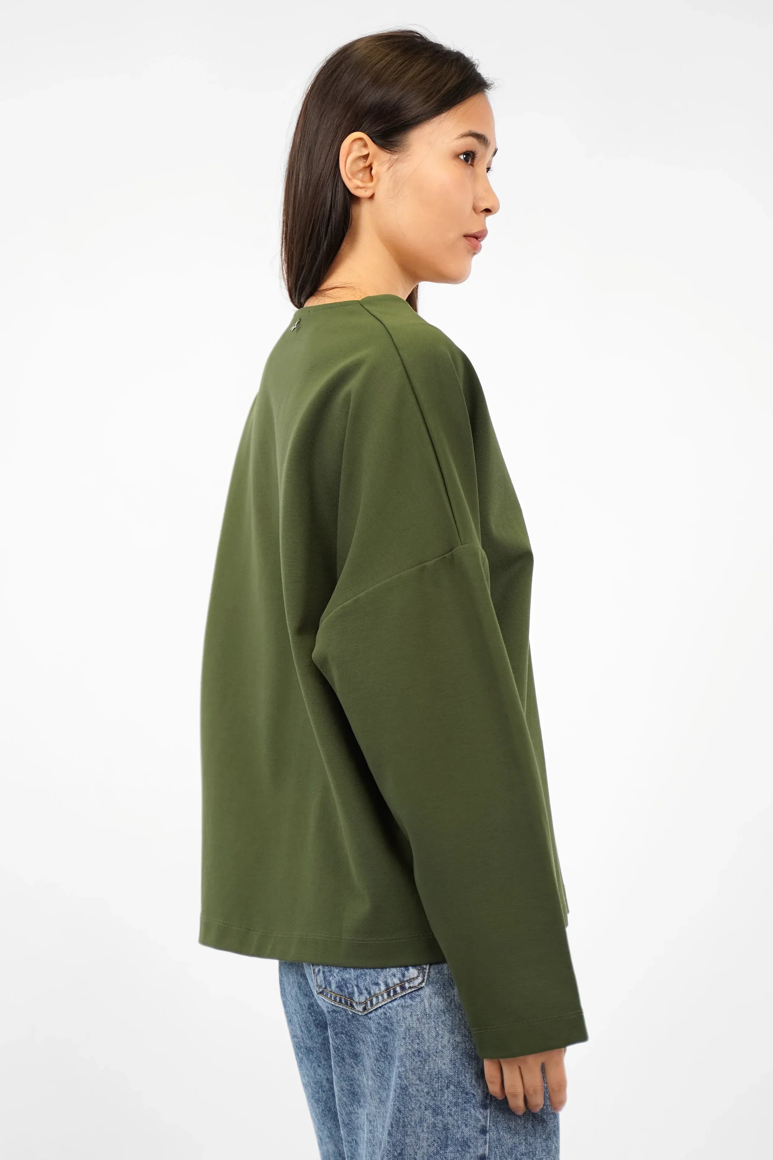 BERLEY Relaxed V-Neck Shirt in soft compact jersey with V-neck and relaxed fit