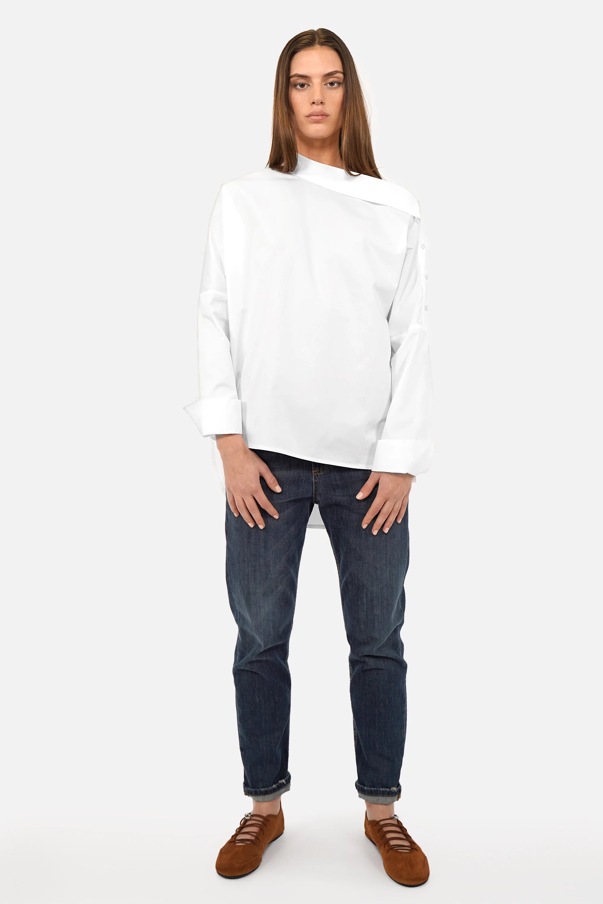 BONI Asymmetrische One Shoulder Bluse mit verlängertem Rücken und breiten Manschetten in Relaxed Fit