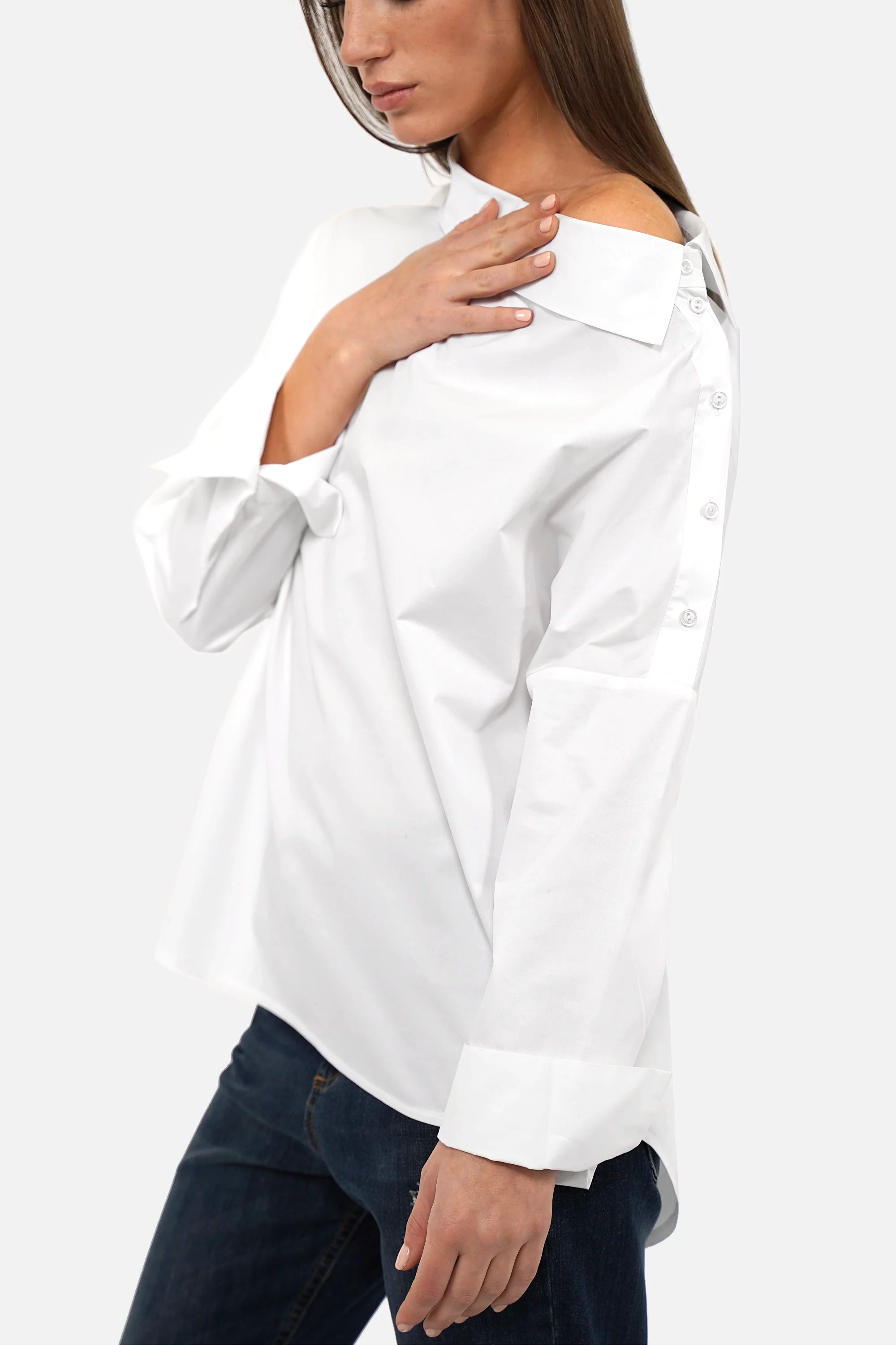 BONI asymmetrische One-Shoulder Bluse mit verlängertem Rücken und breiten Manschetten