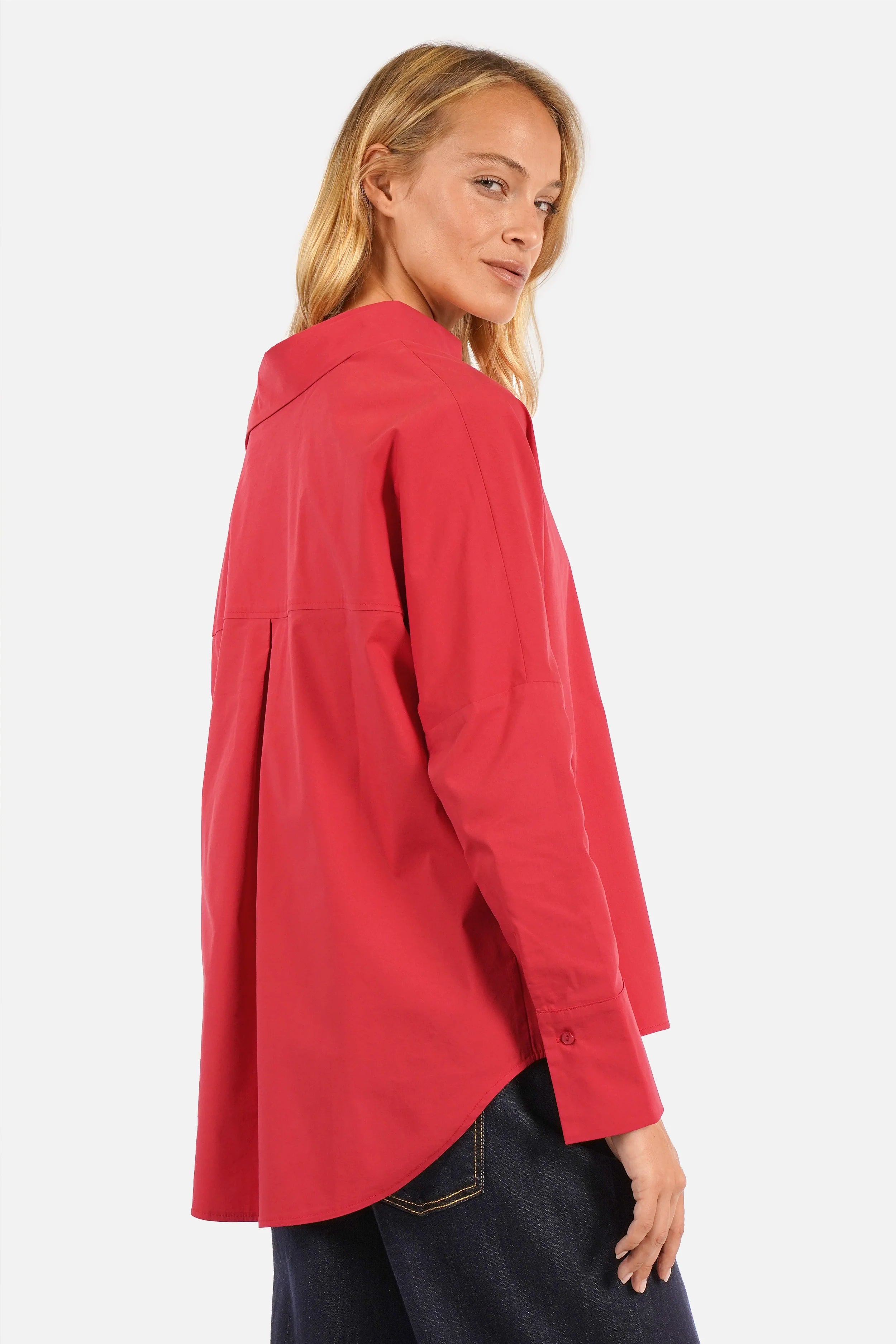 Asymmetrische One Shoulder Bluse aus Baumwollmix mit Knopfleiste und breiten Manschetten im Relaxed Fit