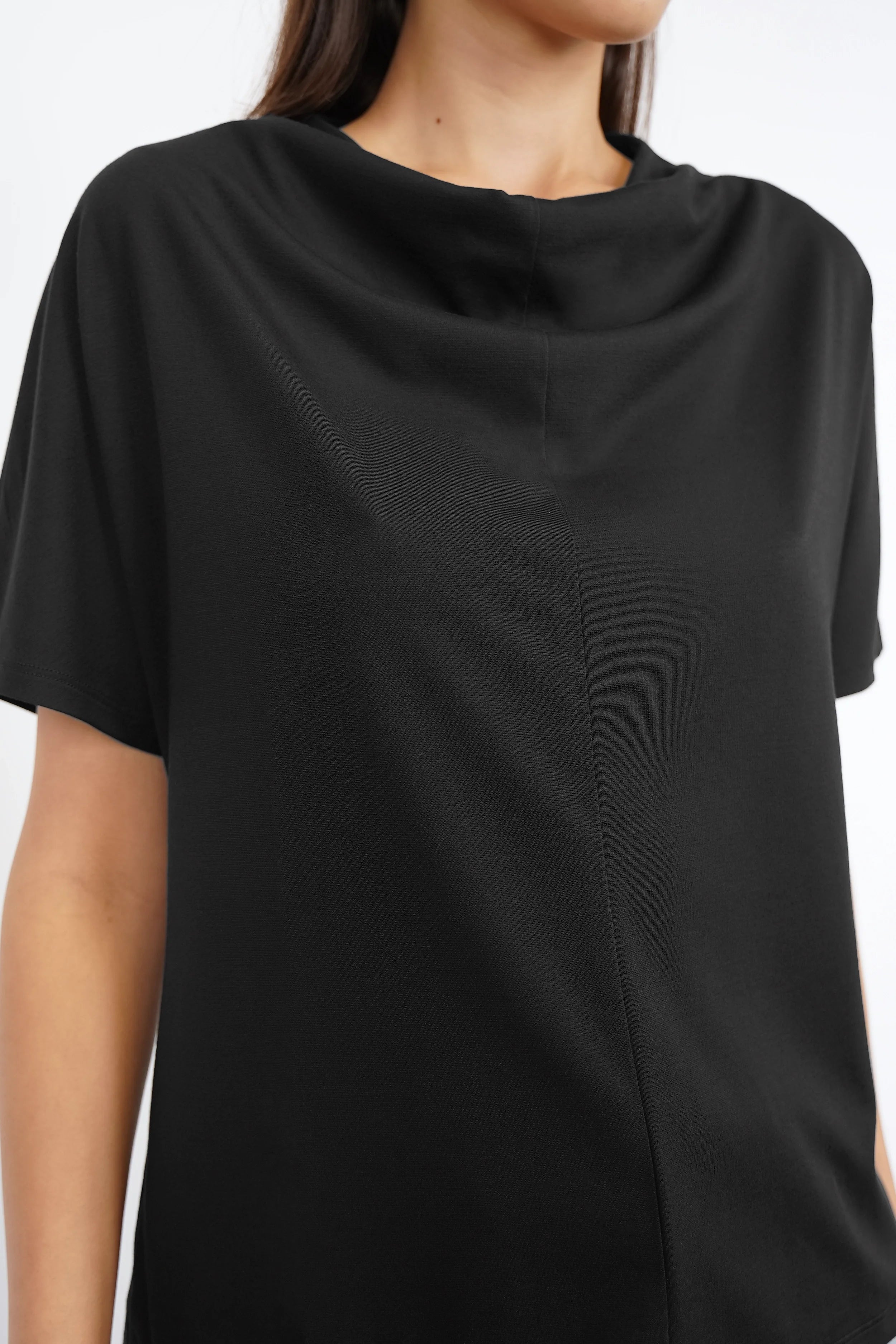 BRYNNA T-Shirt flowy viscose blend mockneck regular fit with dropped shoulders and seam details