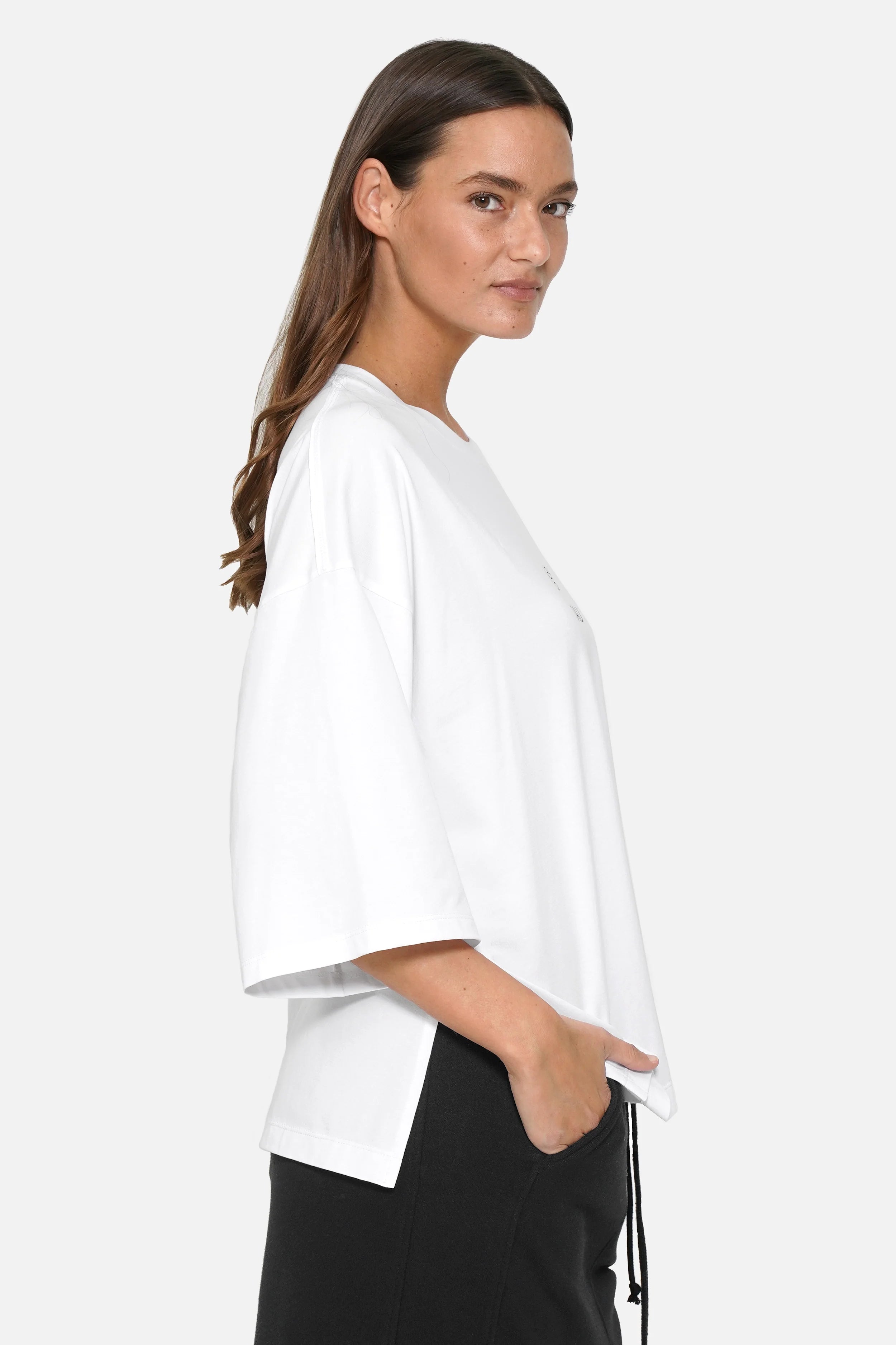 GWENA T-Shirt aus Baumwolljersey mit frontprint Love Kultur rundhalsausschnitt oversized fit und seitlichen schlitzen