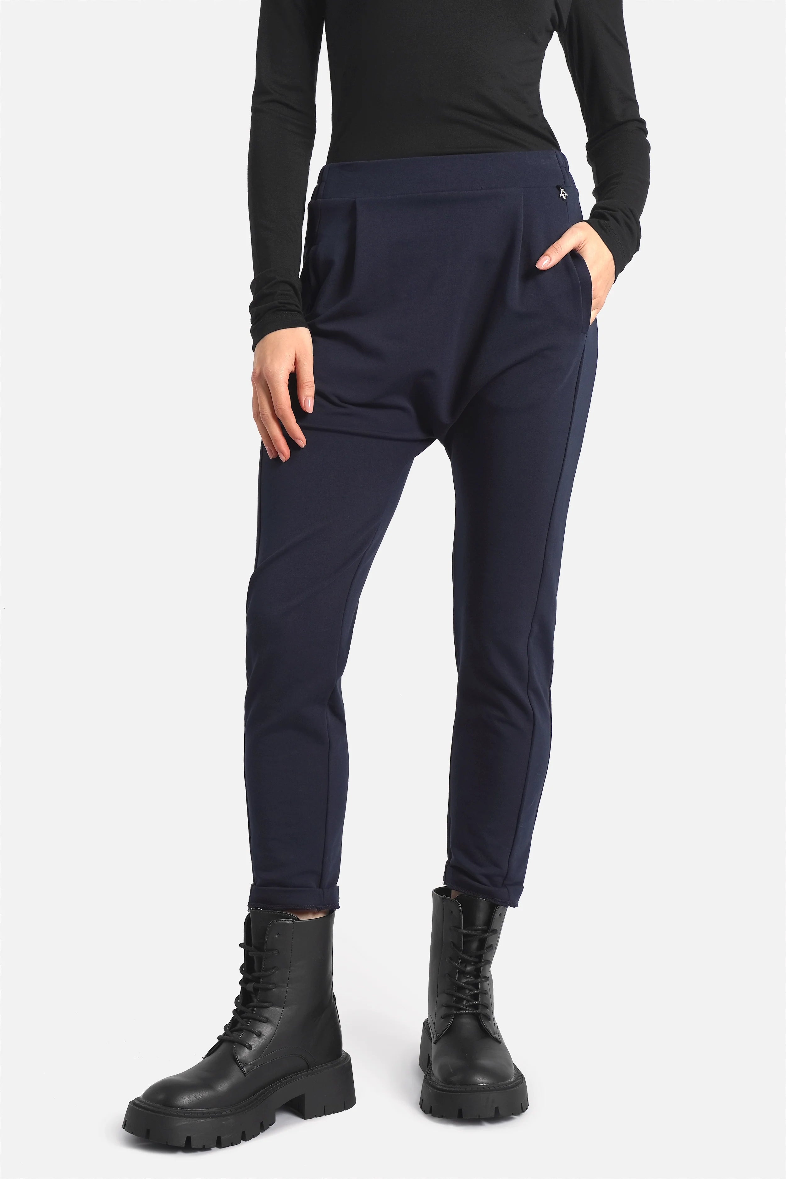 HANNA.K Tapered Sweathose in Regular Fit mit mittelhohem Bund und elastischem Baumwollstretch