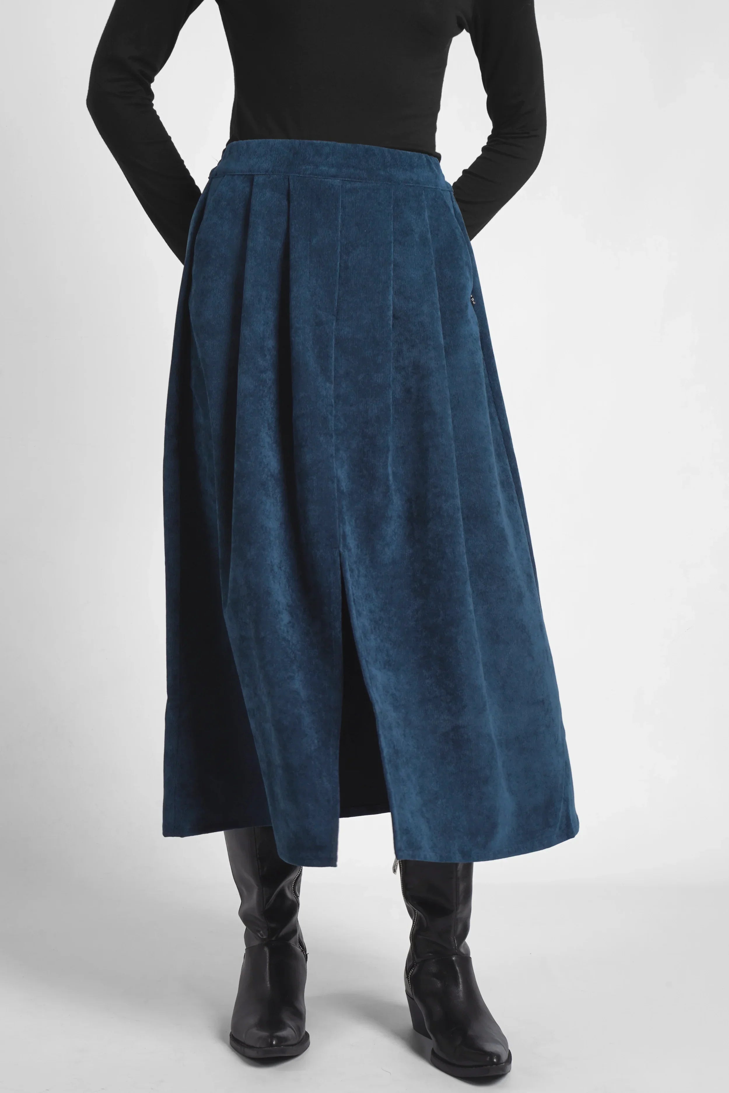 A-line blue cord midi skirt with front slit and side pockets Cord-Midirock
