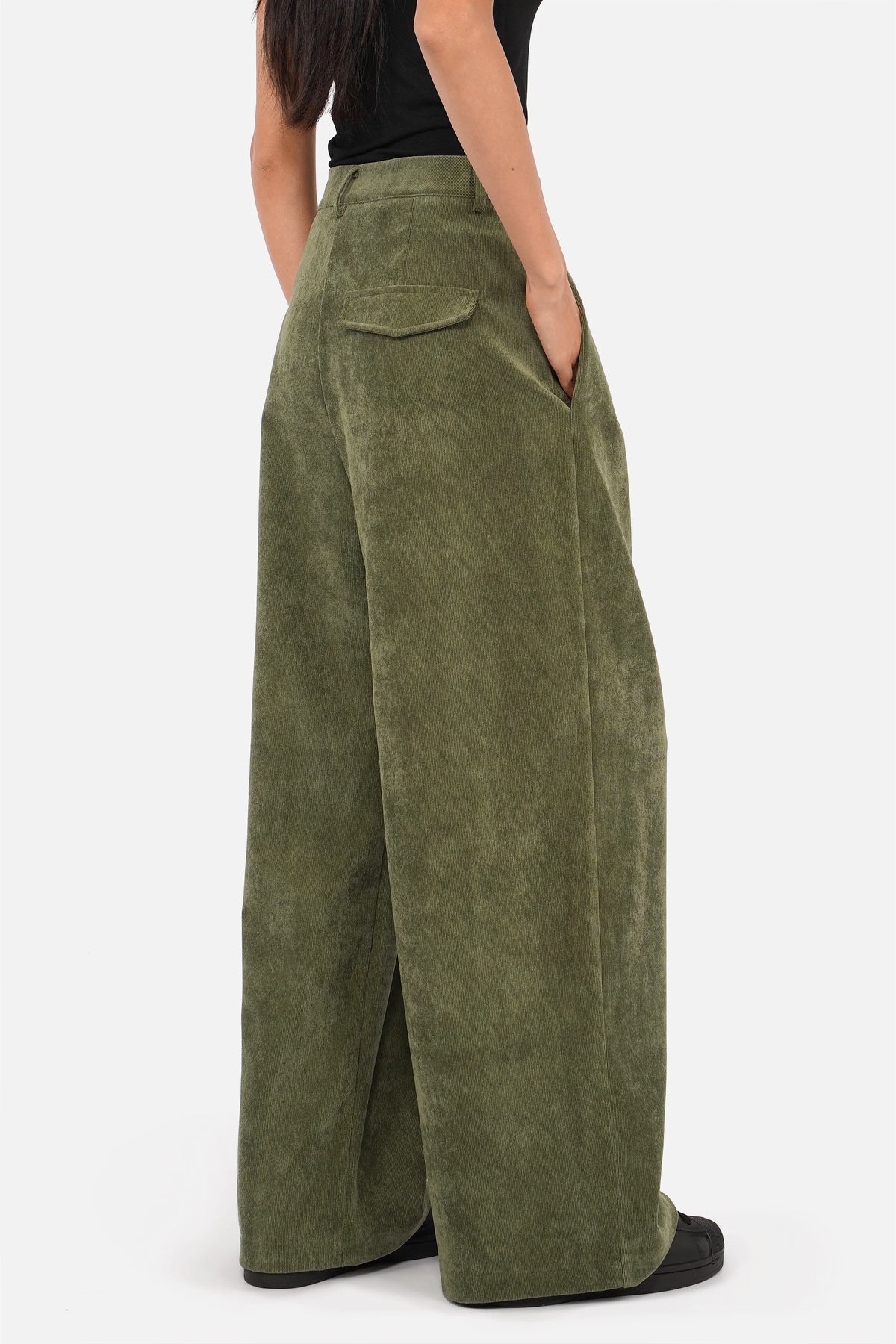 ELEE Wide Leg Cordhose aus weichem Stretch-Cord mit hohem Bund und weitem Bein