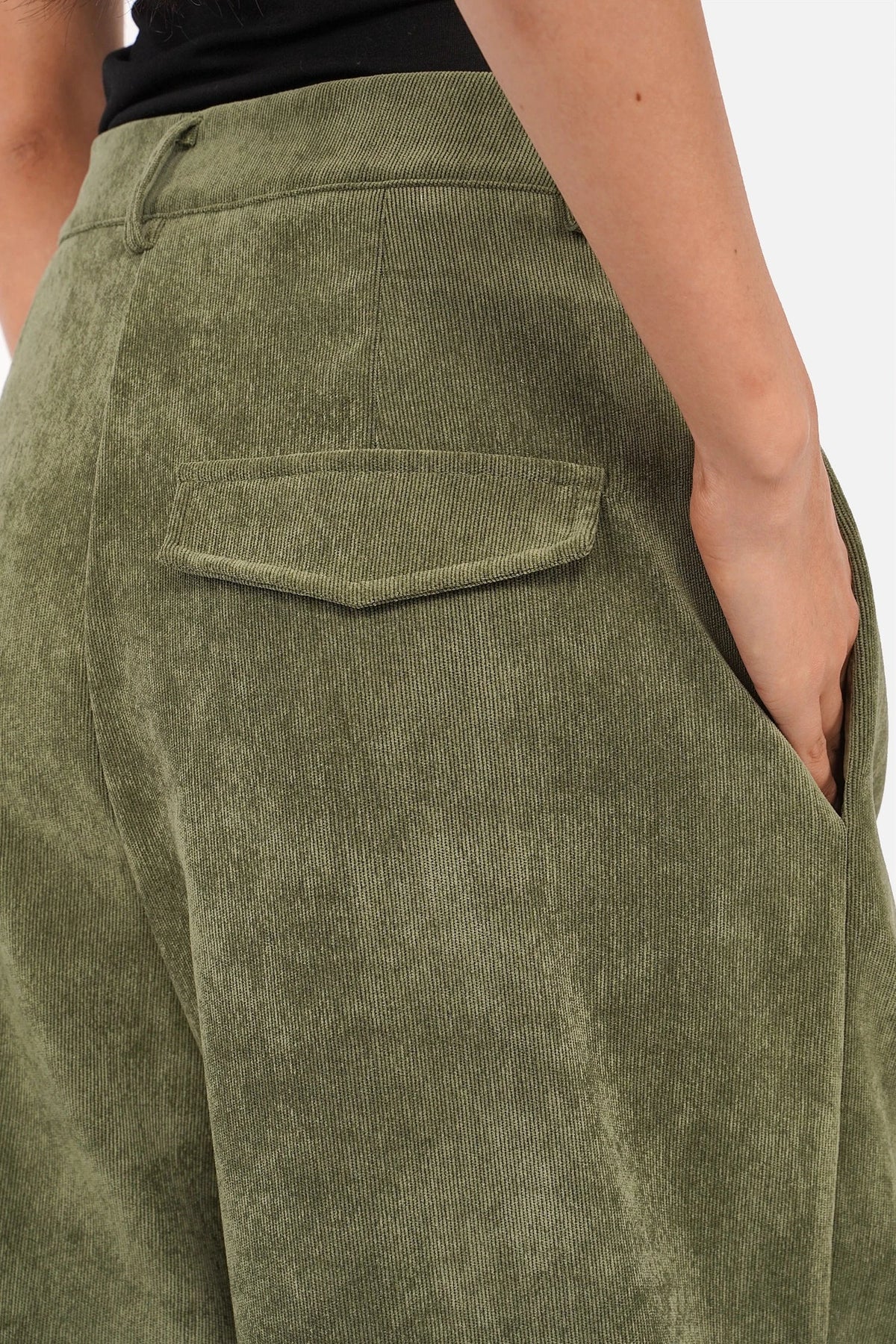 Damenhose ELEE Wide Leg Cordhose mit hohem Bund und seitlichen Taschen