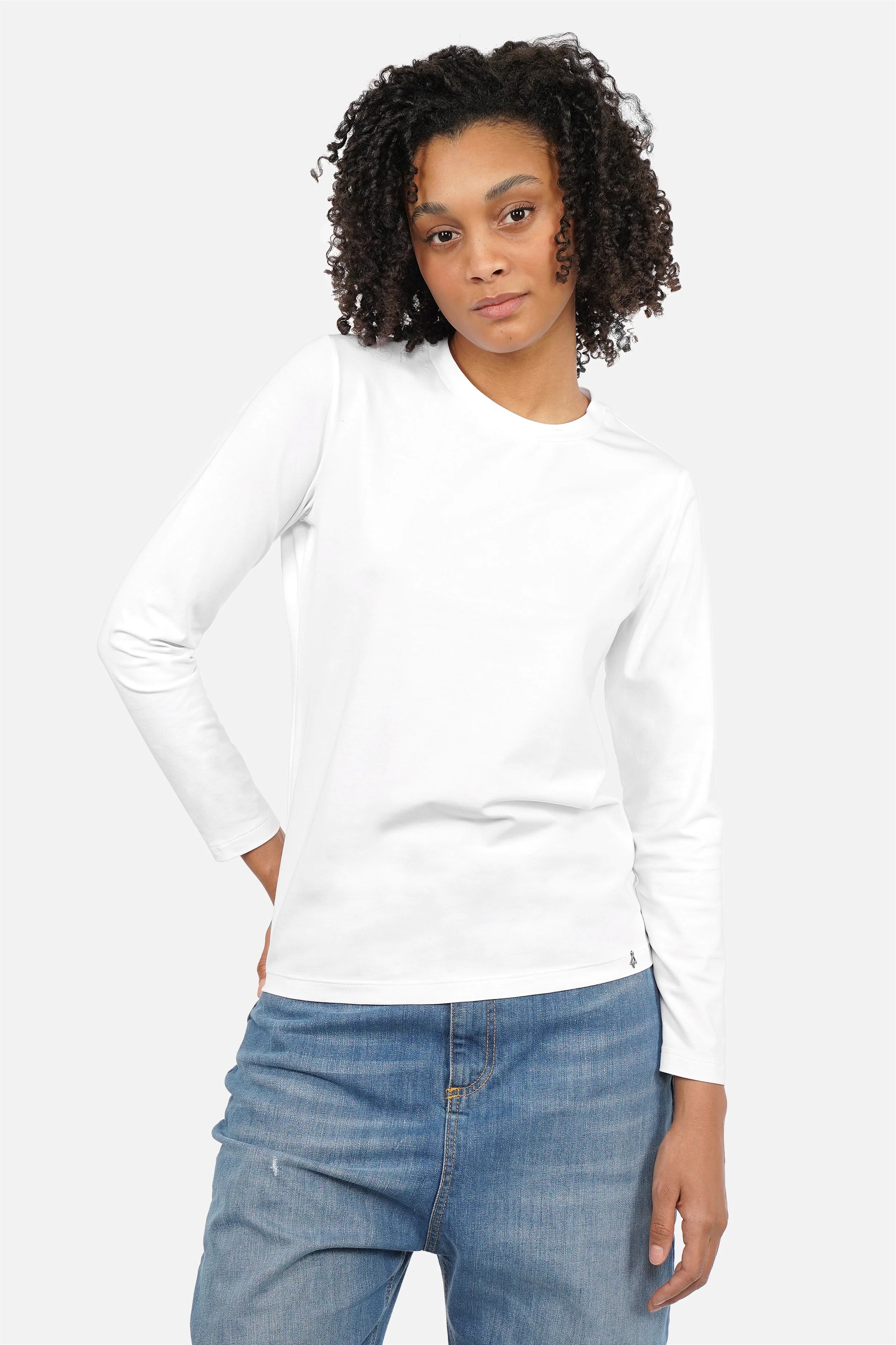 ELIN Longsleeve aus weichem Baumwolljersey mit Rundhalsausschnitt und Regular Fit in Größe S