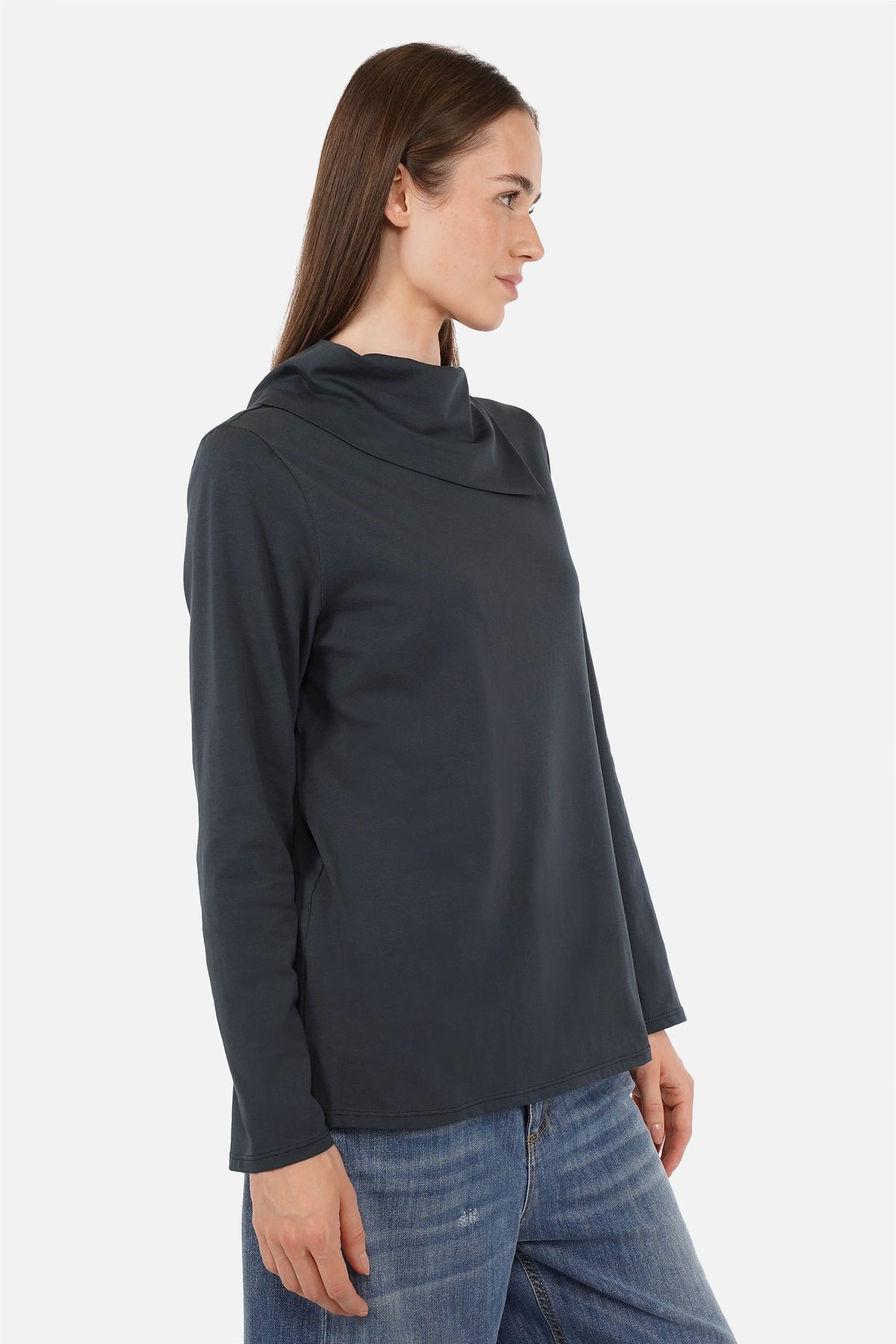 FARAMI Longsleeve mit asymmetrischem Kragen aus weichem Baumwolljersey und langen Ärmeln