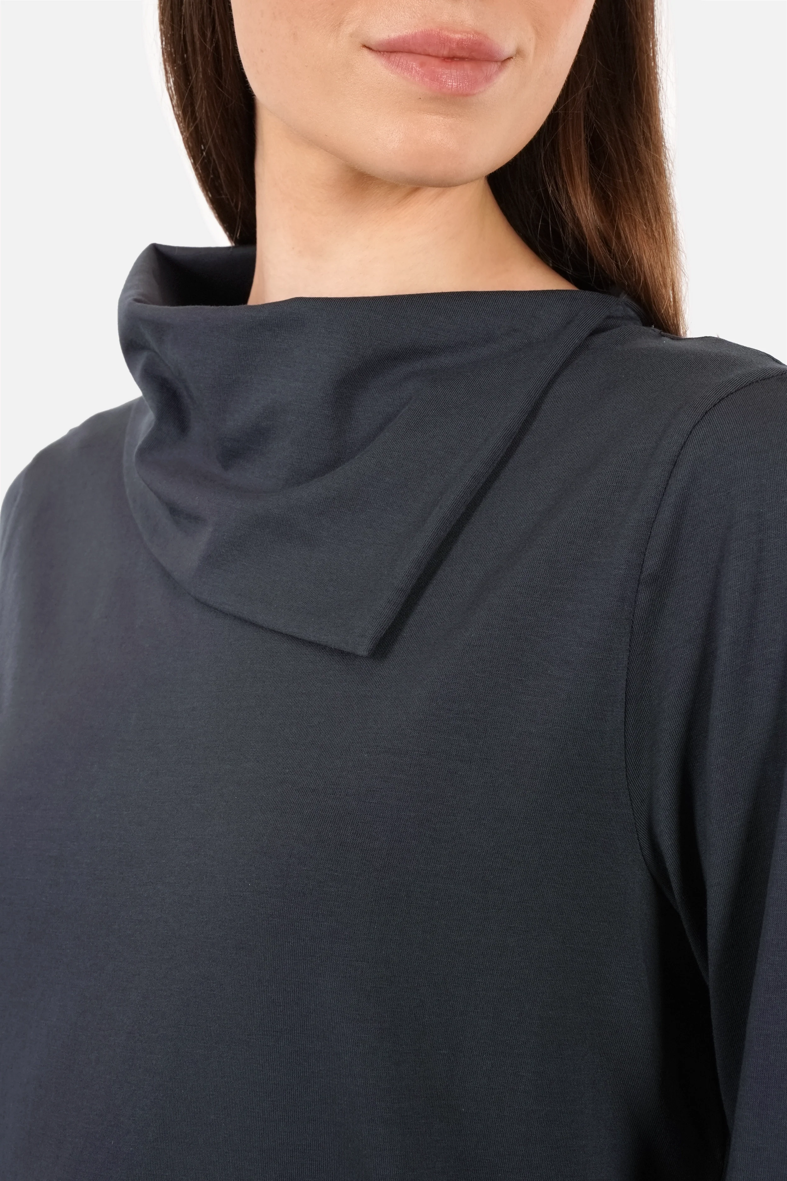 FARAMI Longsleeve mit asymmetrischem Kragen aus Baumwolljersey, langärmlig, Regular Fit, gerader Saum