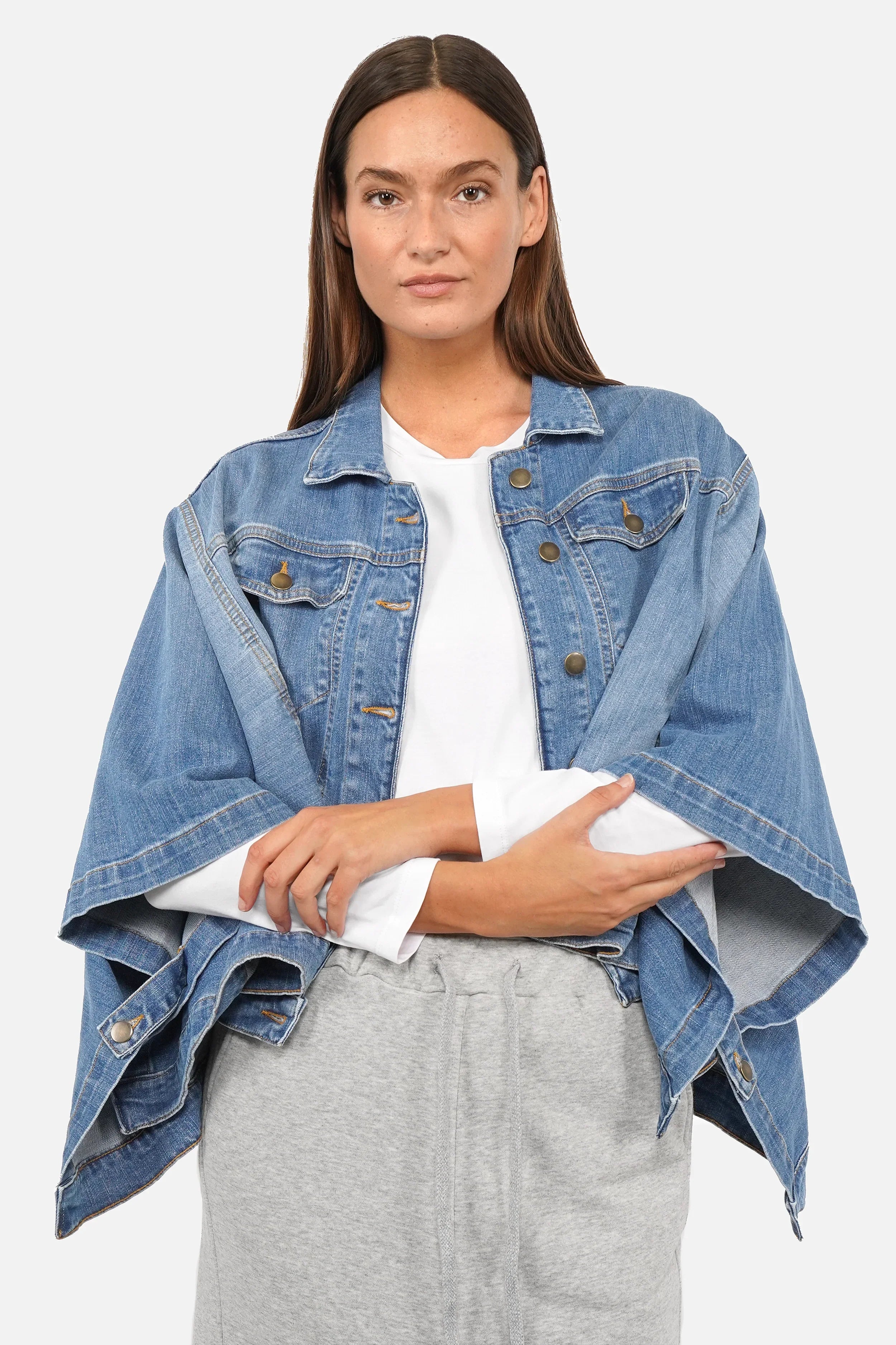 FIBI Denim Cape aus weichem, elastischem Denim mit Used-Waschung und klassischem Kragen