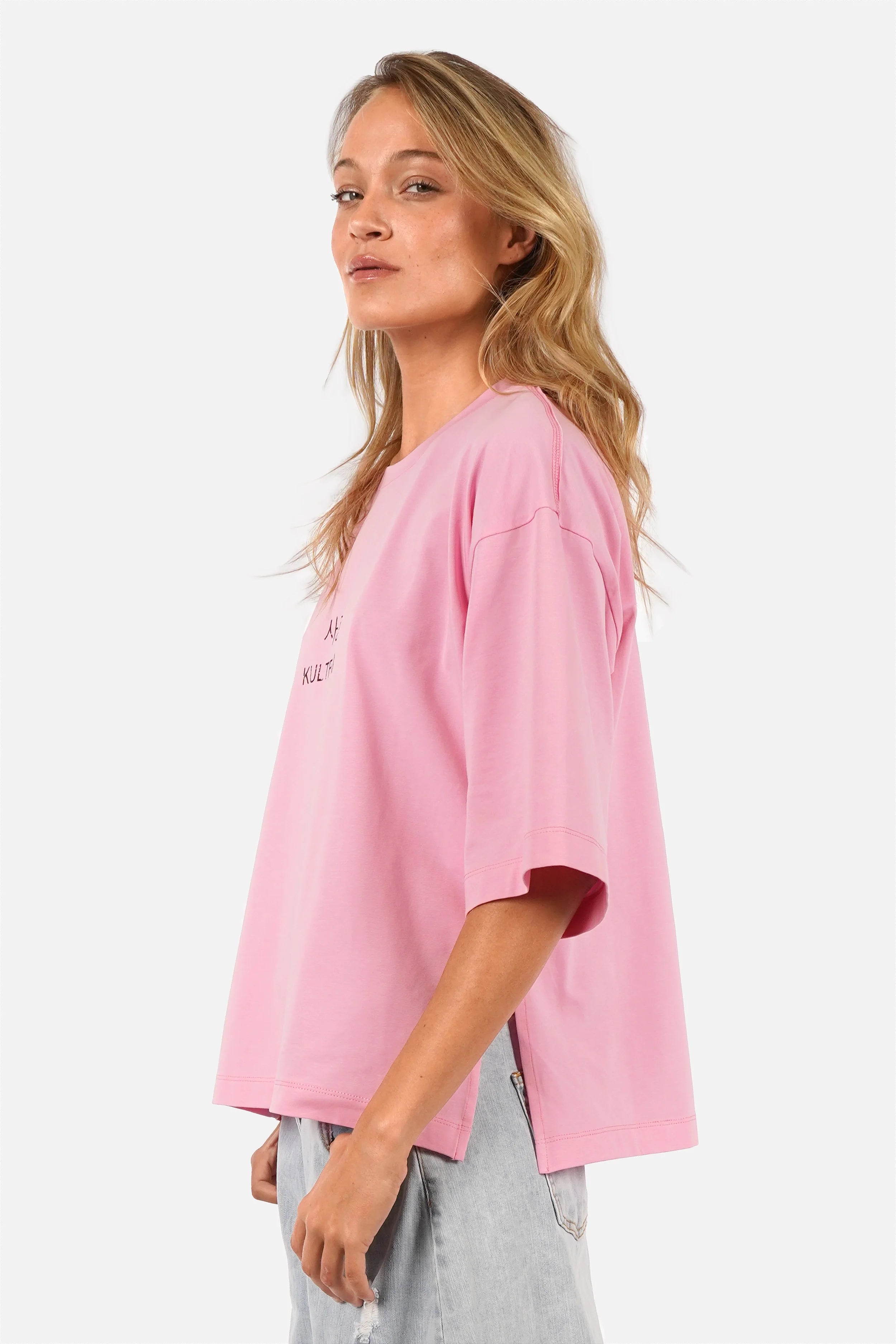 GWENA T-Shirt mit Love Print, Rundhalsausschnitt und oversized Passform aus weichem Baumwolljersey