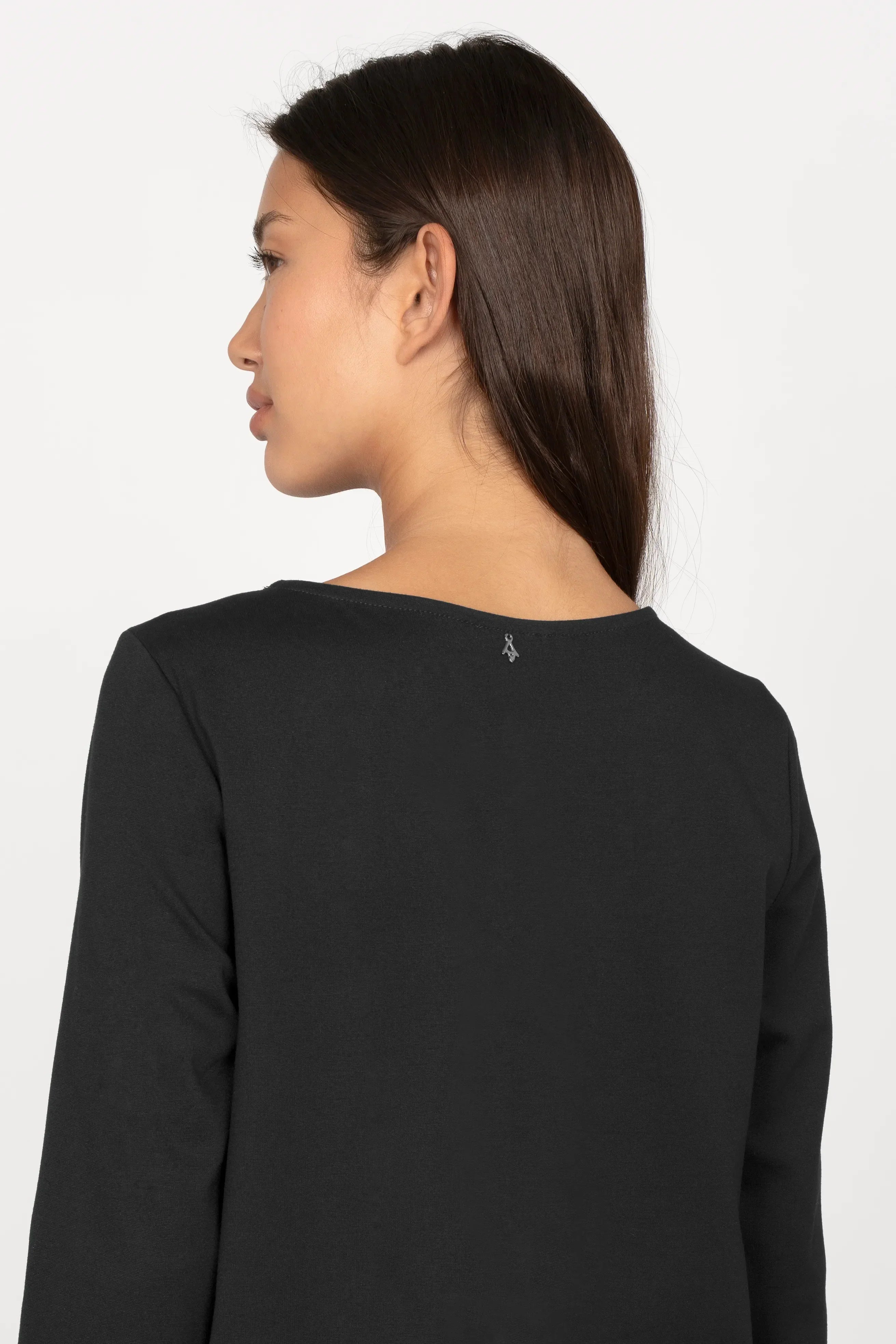 Back view of black Haein Clean Jersey longsleeve with U-boat neckline and regular fit on model