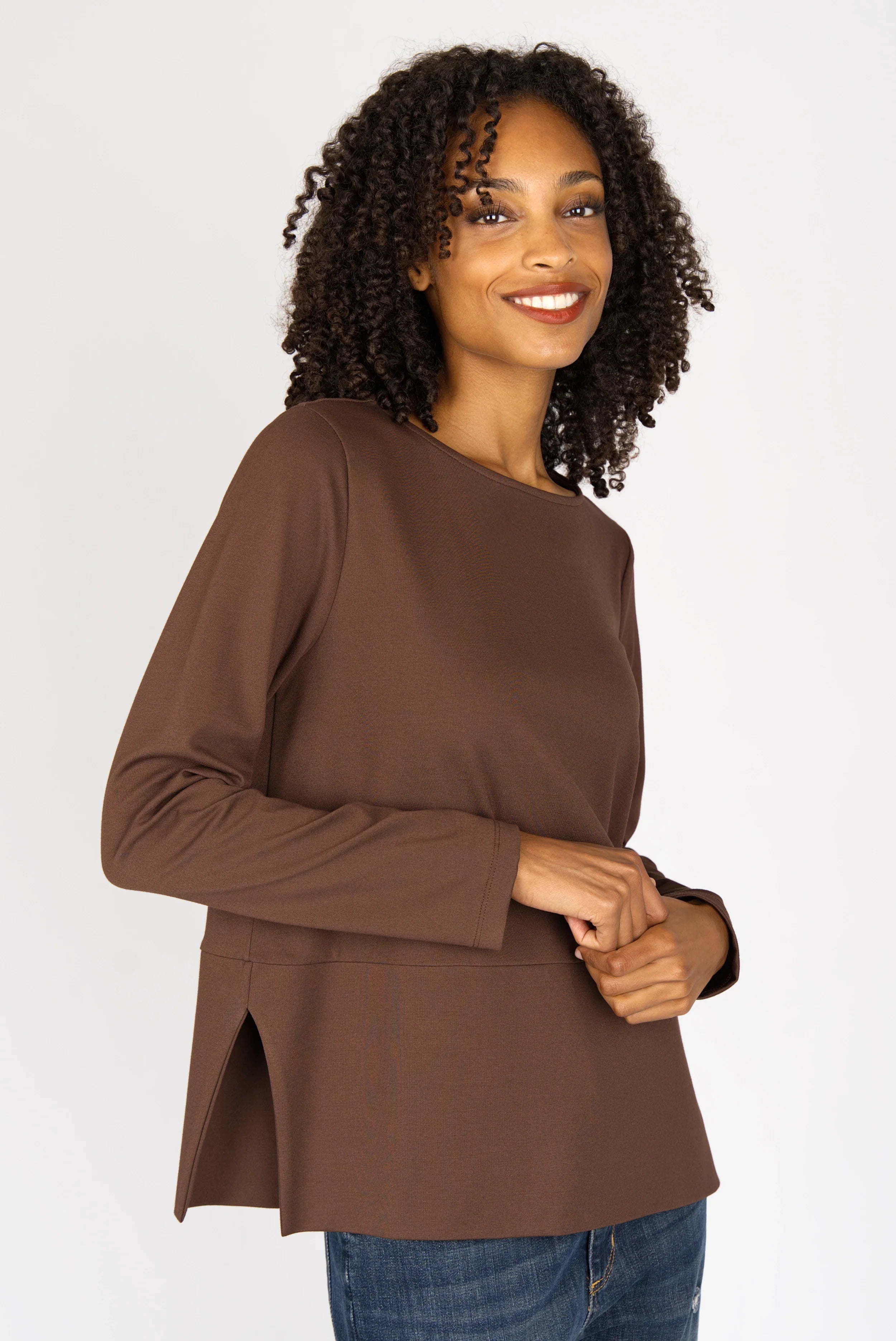 Brown HAEIN Clean Jersey long sleeve top with U-boat neckline and side slits, regular fit.
