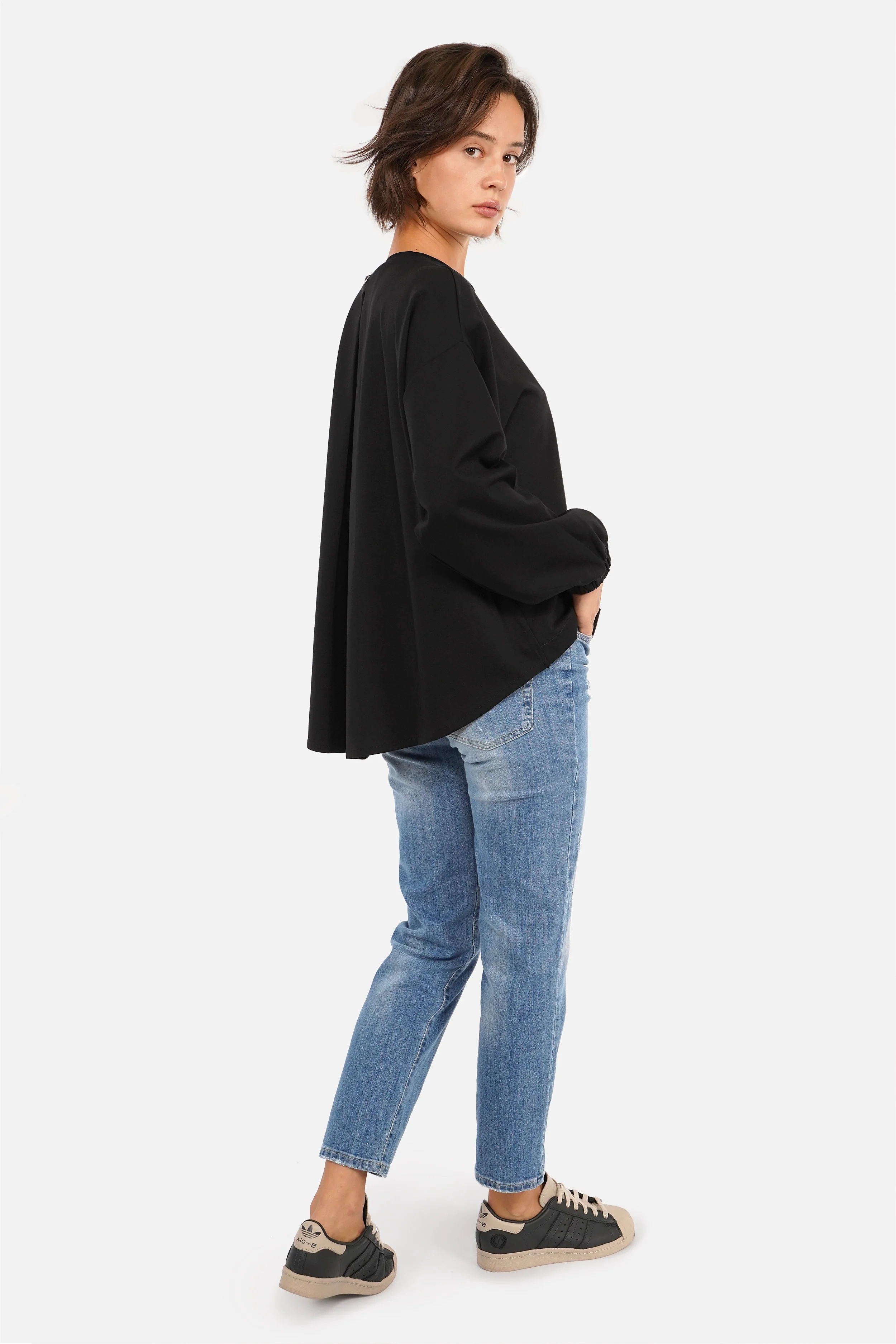 HAGLA Longsleeve aus schwerem Viskose-Mix mit Rückenfalte und weitem Schnitt