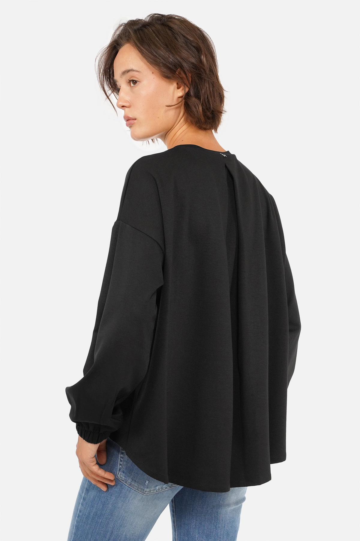 HAGLA Longsleeve aus Viskose-Mix mit Rückenfalte und Rundhalsausschnitt in Relaxed Fit