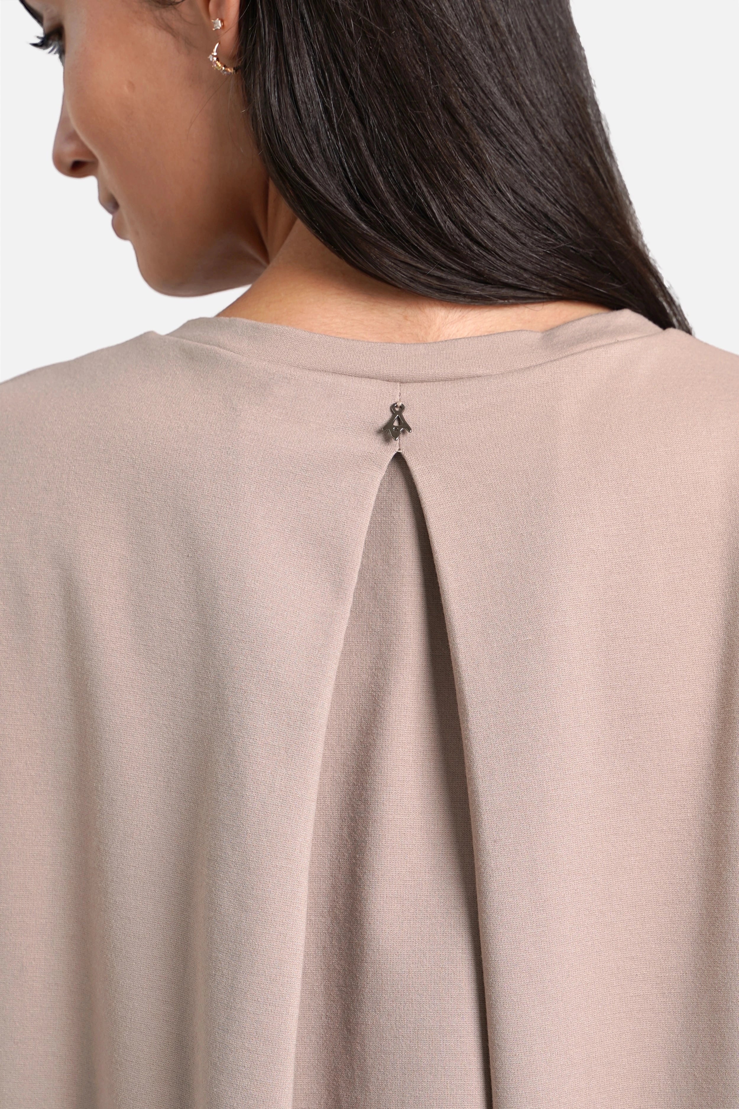 HAGLA Longsleeve mit Rückenfalte und Rundhalsausschnitt aus schwerem Viskose-Mix