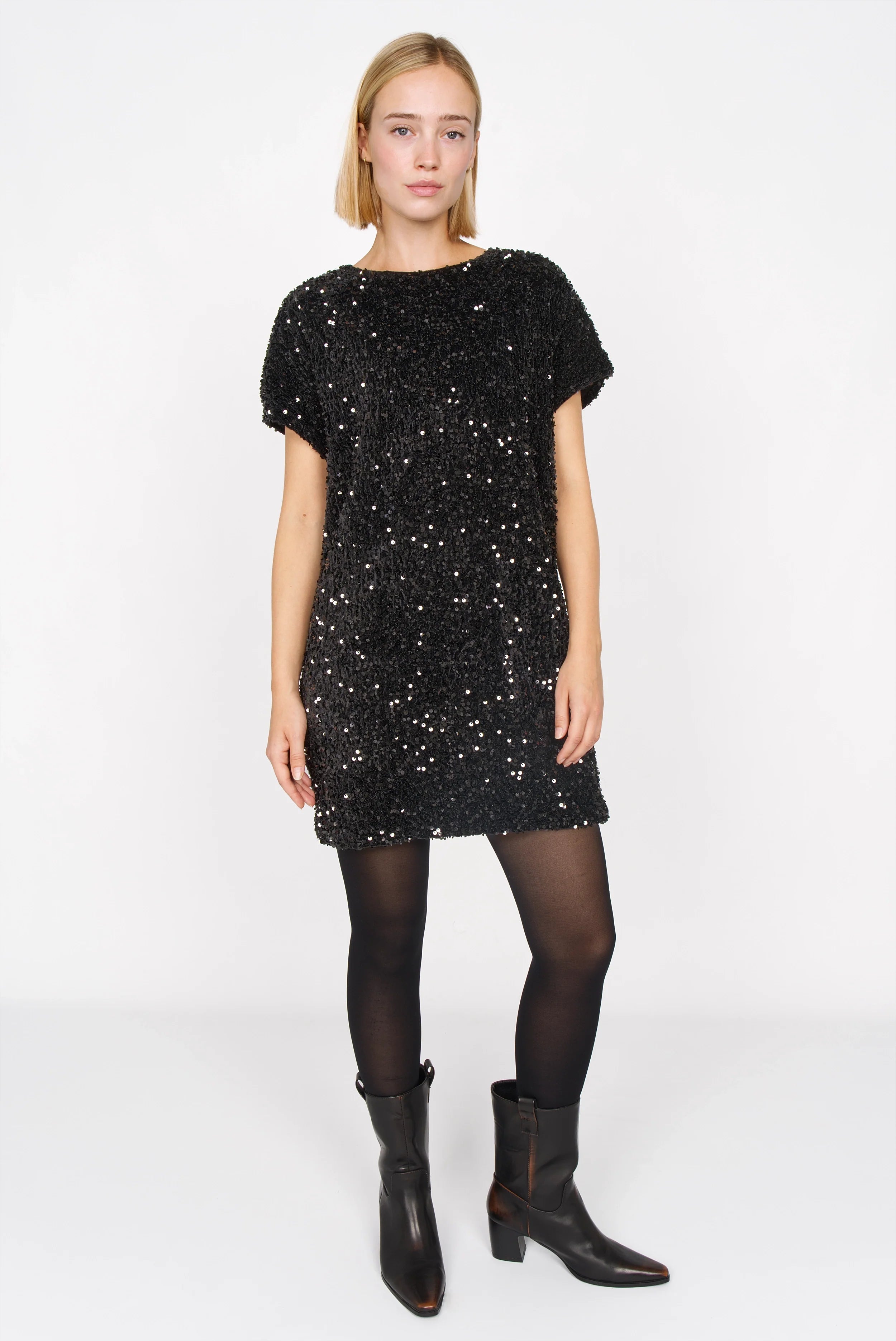 Schwarzes Pailletten Kleid aus Samt mit geradem Schnitt und überschnittenen Schultern, Mini-Länge, Regular Fit, festlich und weich mit Futter.