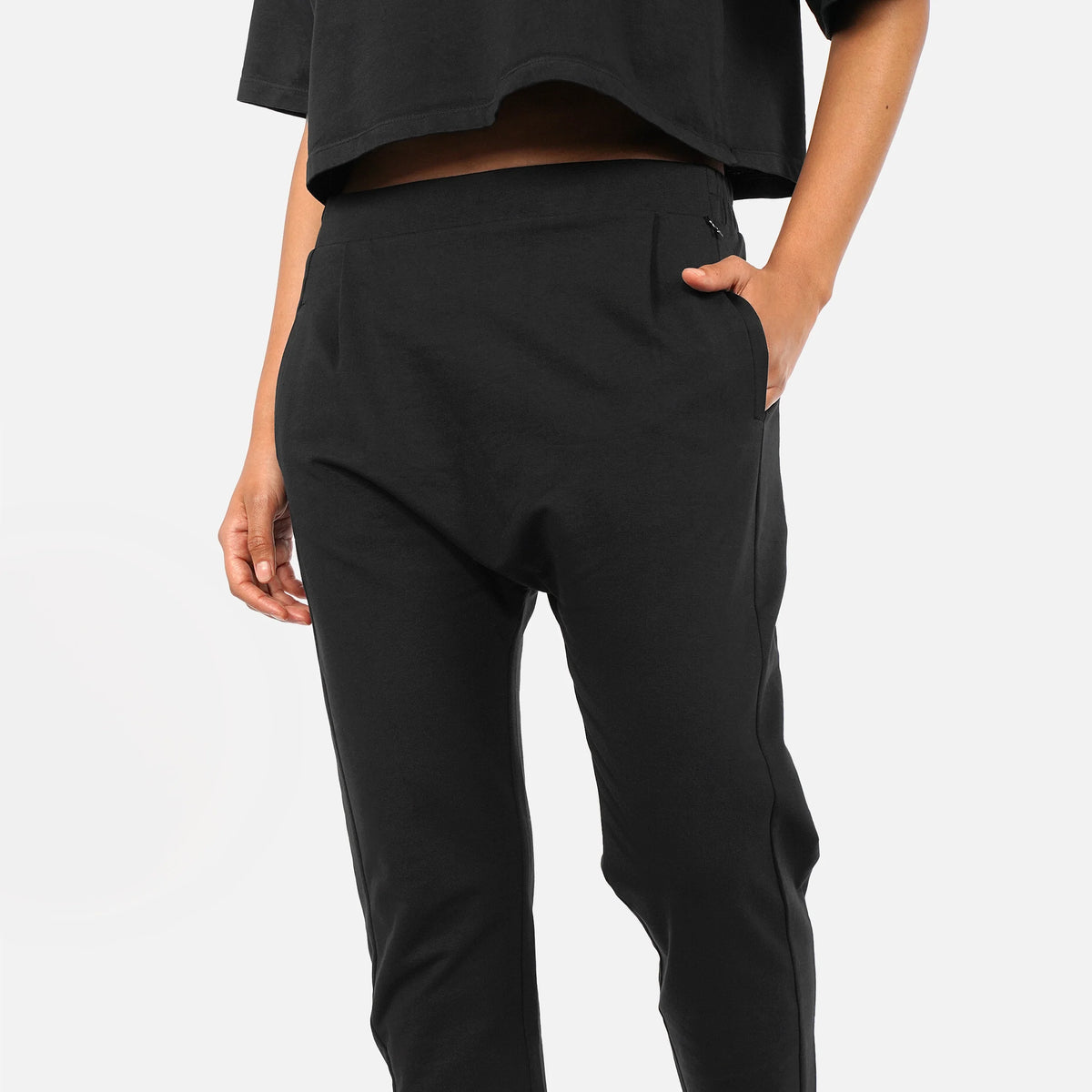 Pantalon de jogging fuselé HANNA.K ; coupe ample, coupe confortable, coton stretch, entrejambe basse, jambes fuselées