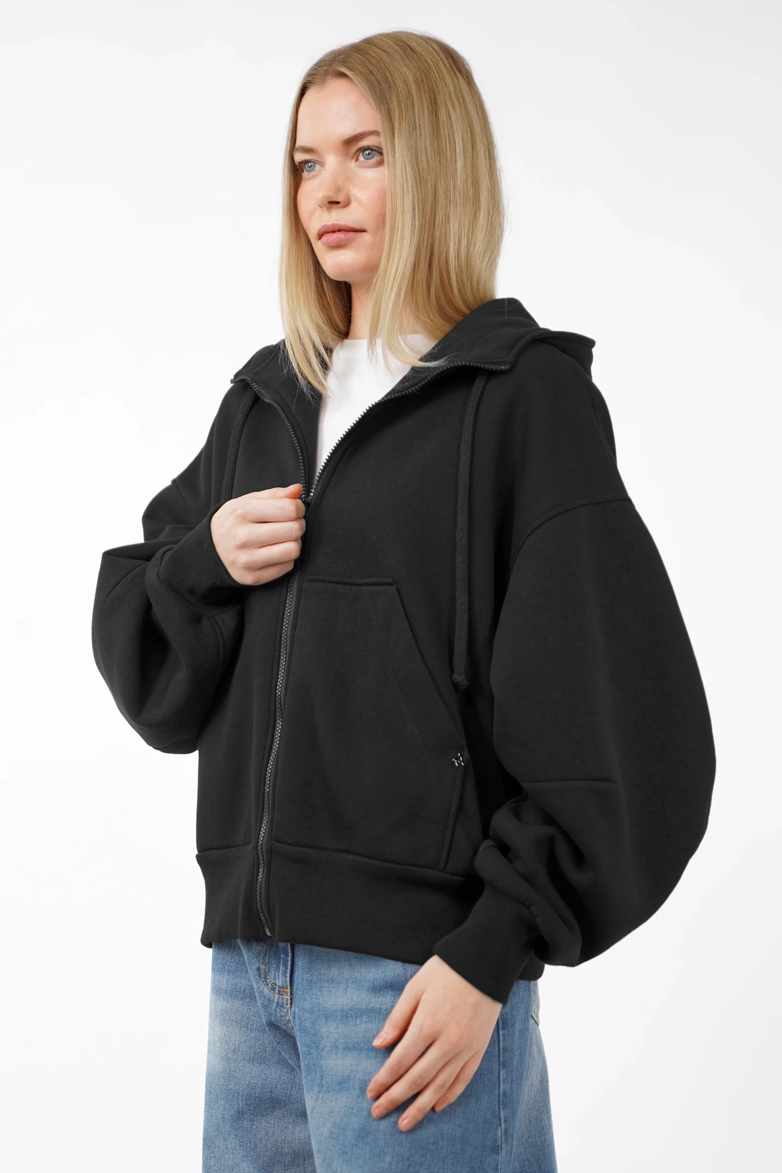 HEDIE Zip-Hoodie mit Kapuze, Reißverschluss und voluminösen Sakeia-Ärmeln in entspanntem Schnitt