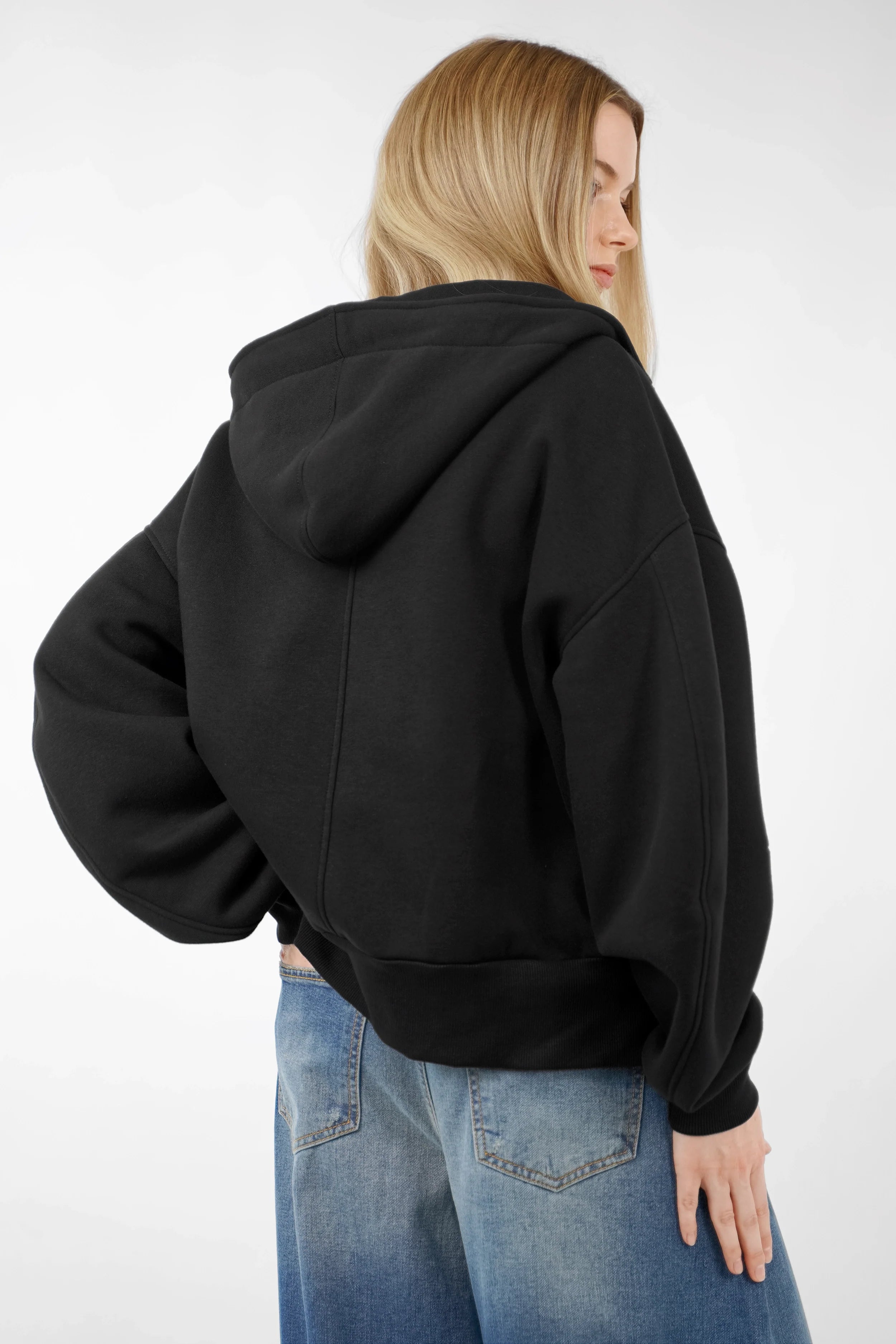 HEDIE Zip-Hoodie mit Kapuze, Reißverschluss, überschnittenen Schultern und voluminösen Sakeia-Ärmeln in relaxed Fit
