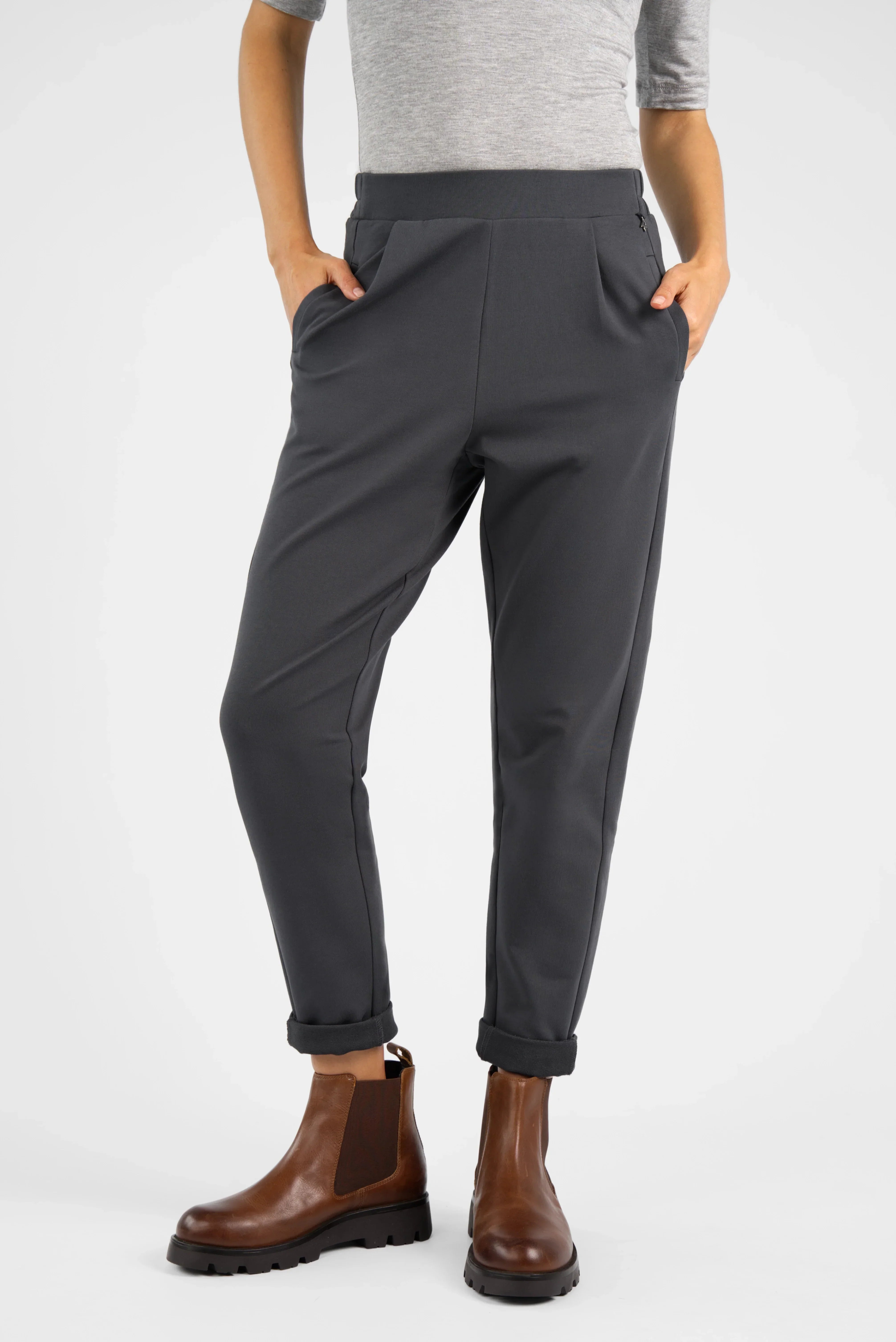 Damen HILLA.K Jerseyhose aus elastischem Baumwollstretch mit regulärem Bund, schmal zulaufendem Bein und Taschen