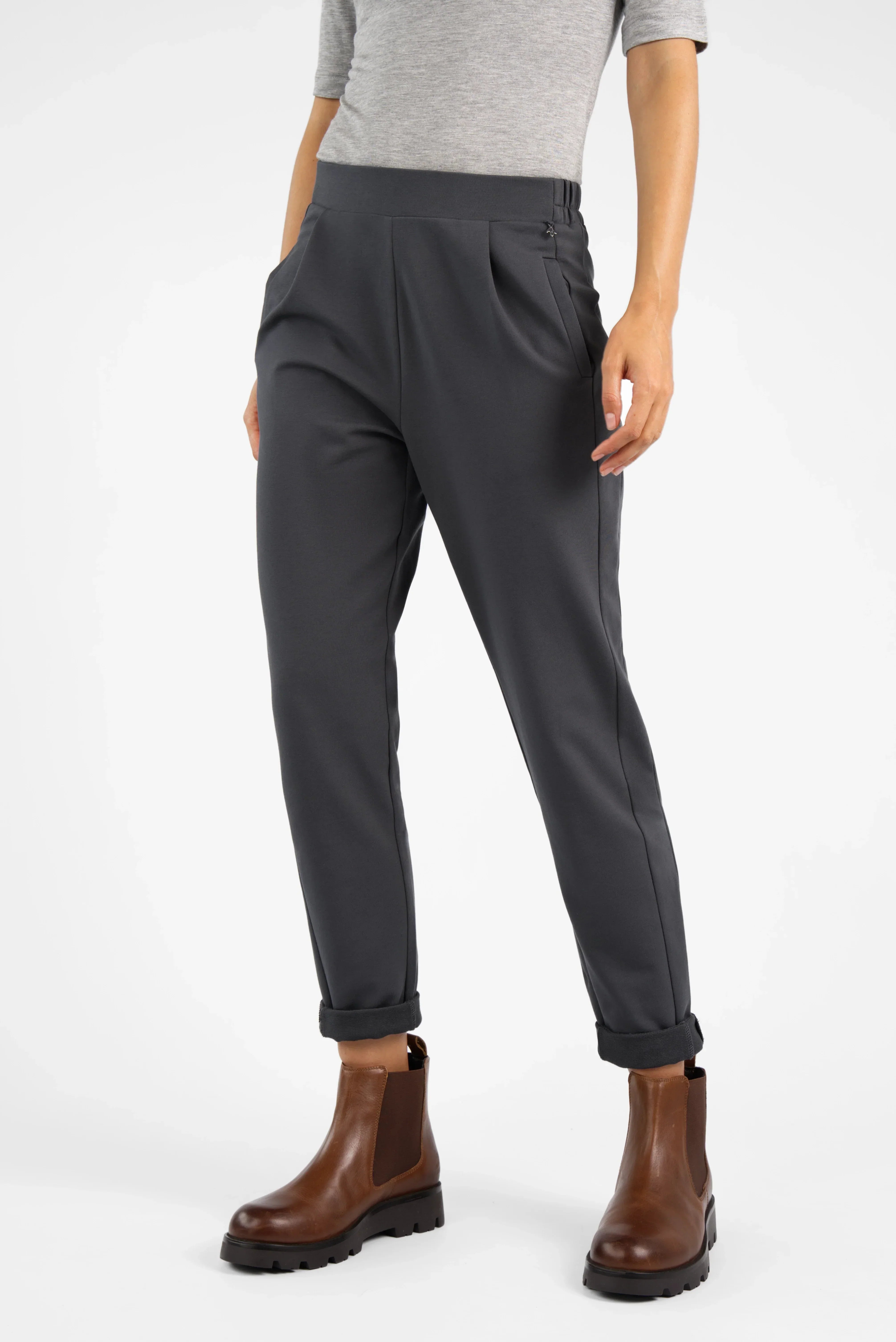 Damen HILLA.K Jerseyhose mit mittelhohem Bund, leicht zulaufendem Bein und elastischem Baumwollstretch in Dunkelgrau