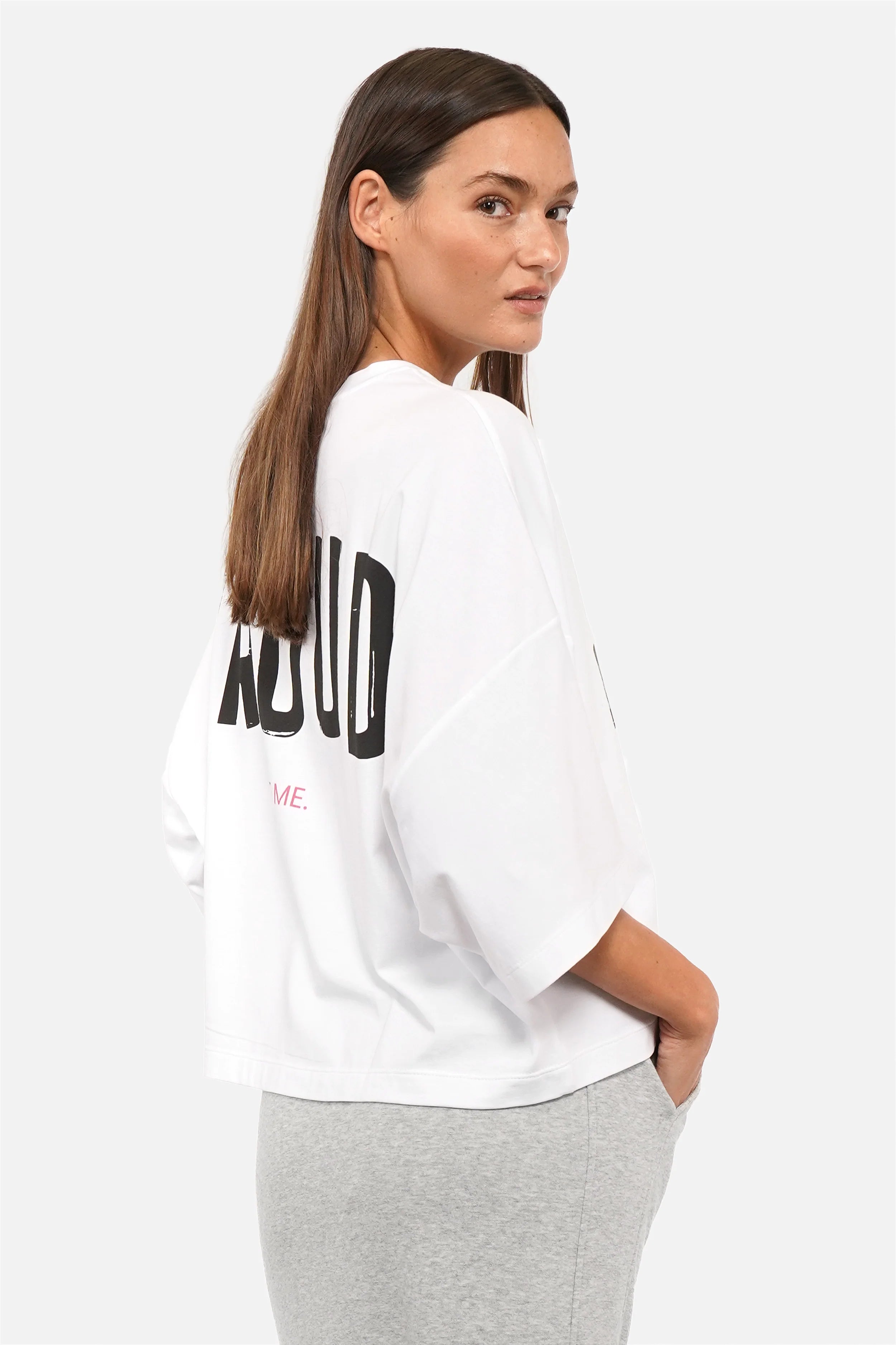DELUUN T-Shirt aus weichem Baumwolljersey mit Rundhalsausschnitt und oversized Printdesign