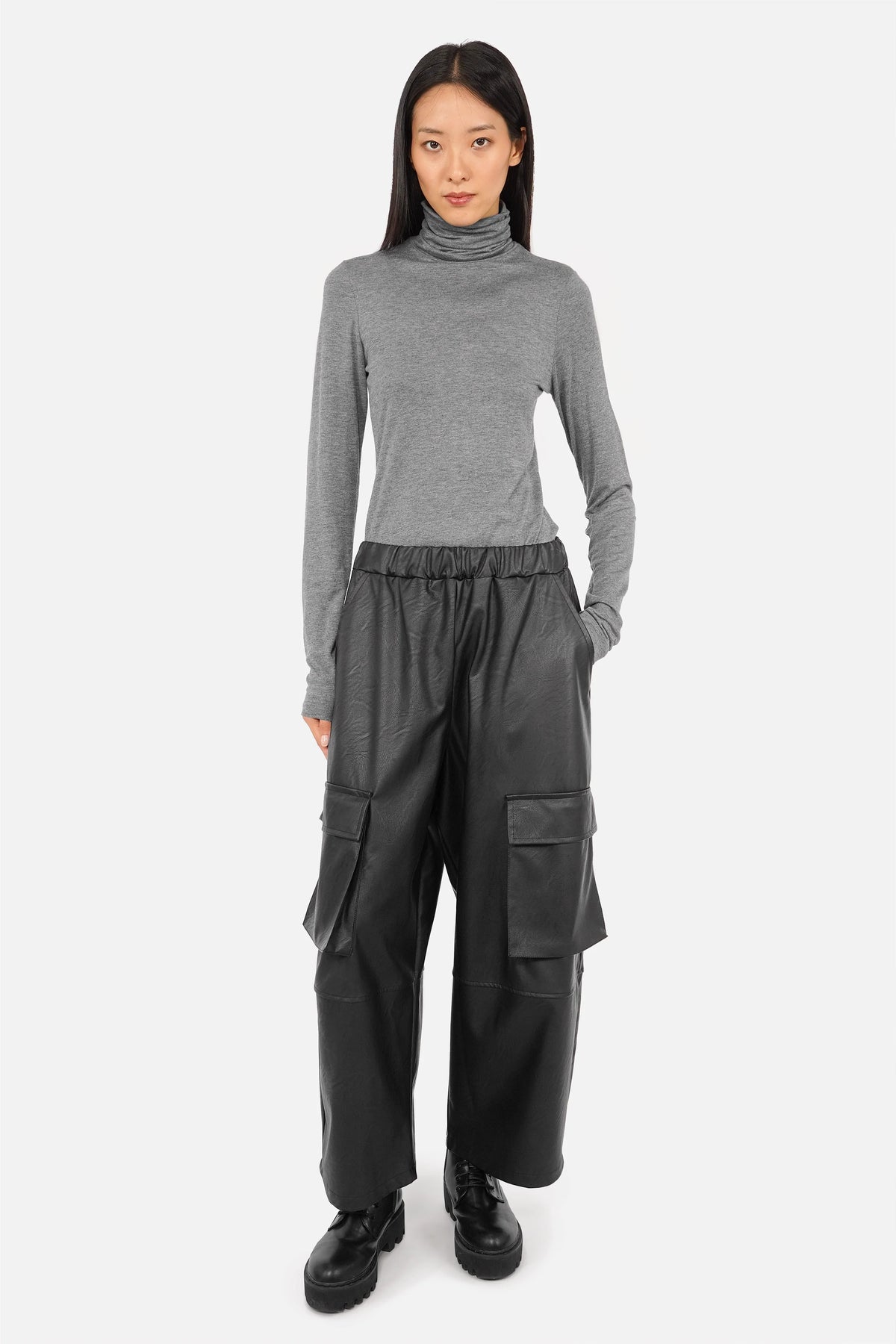 INNEKA long-sleeve top; high roll neck, soft viscose jersey, slim fit, extra-long sleeves