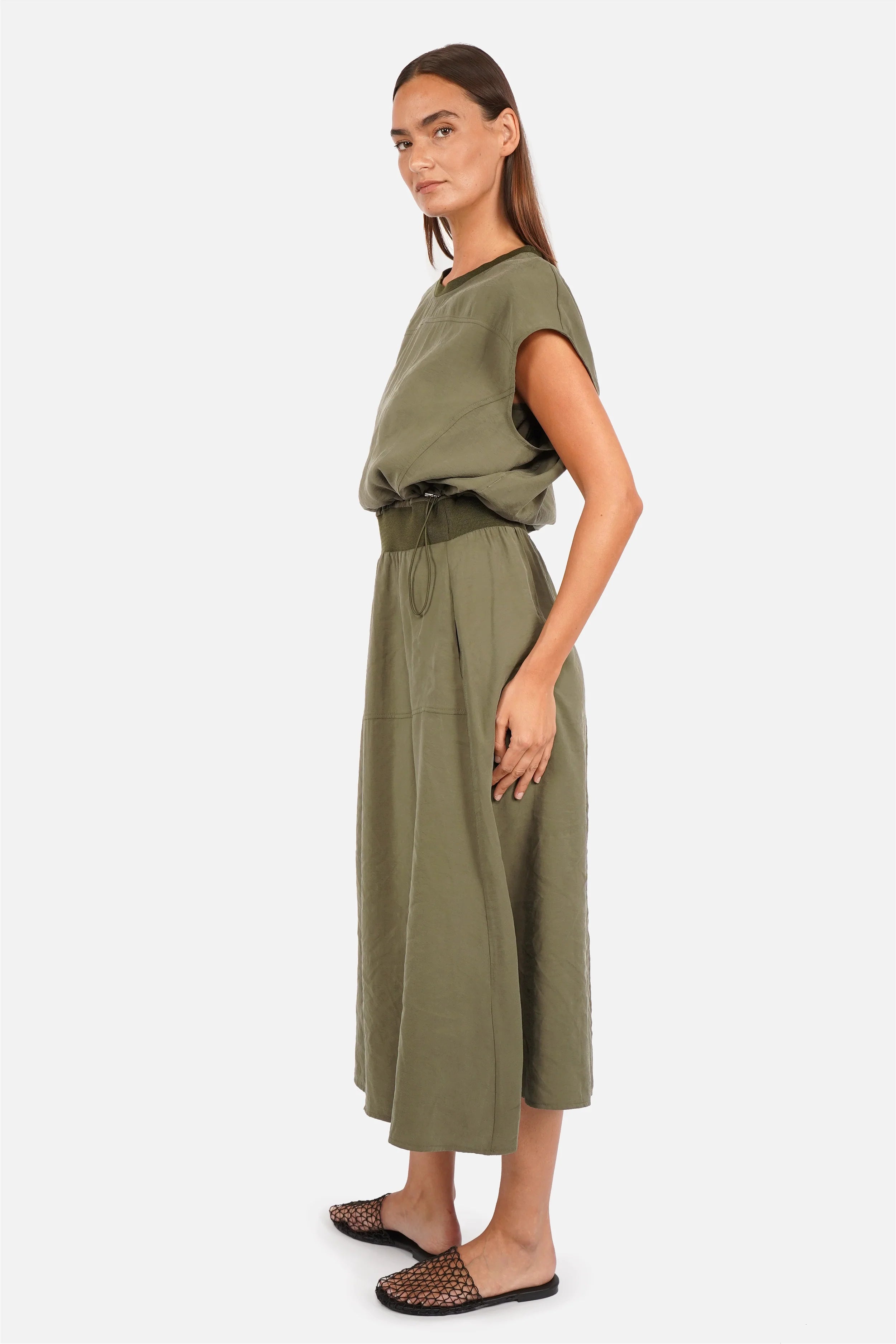 ISKKA Kleid-Set 2-in-1 mit weichem Modal-Mix, verstellbaren Trägern und elastischem Ripp-Bund in Midi-Länge