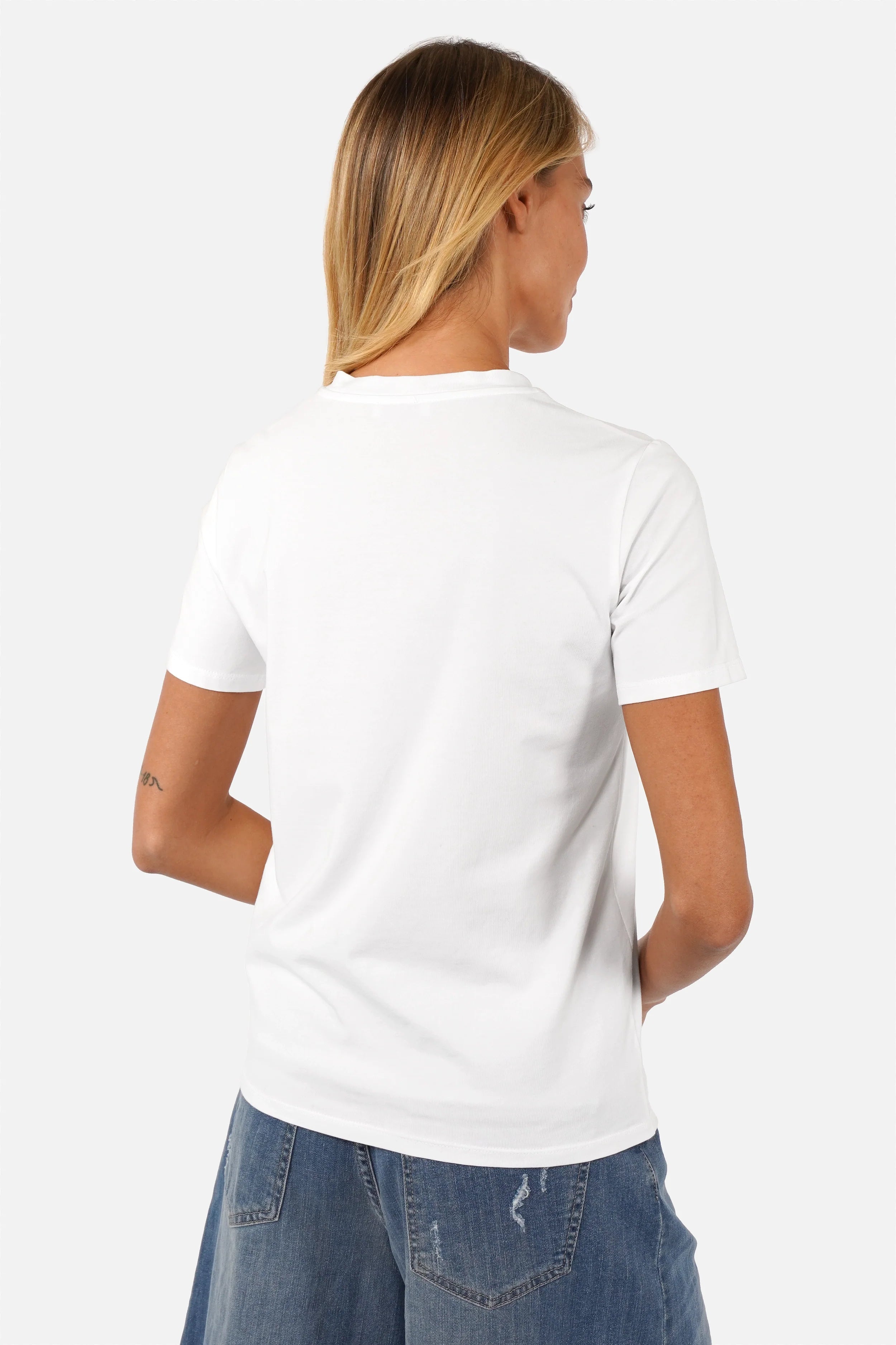 ISY T-Shirt aus weicher Baumwolle mit rundem KULTFRAU-Logo und Rundhalsausschnitt