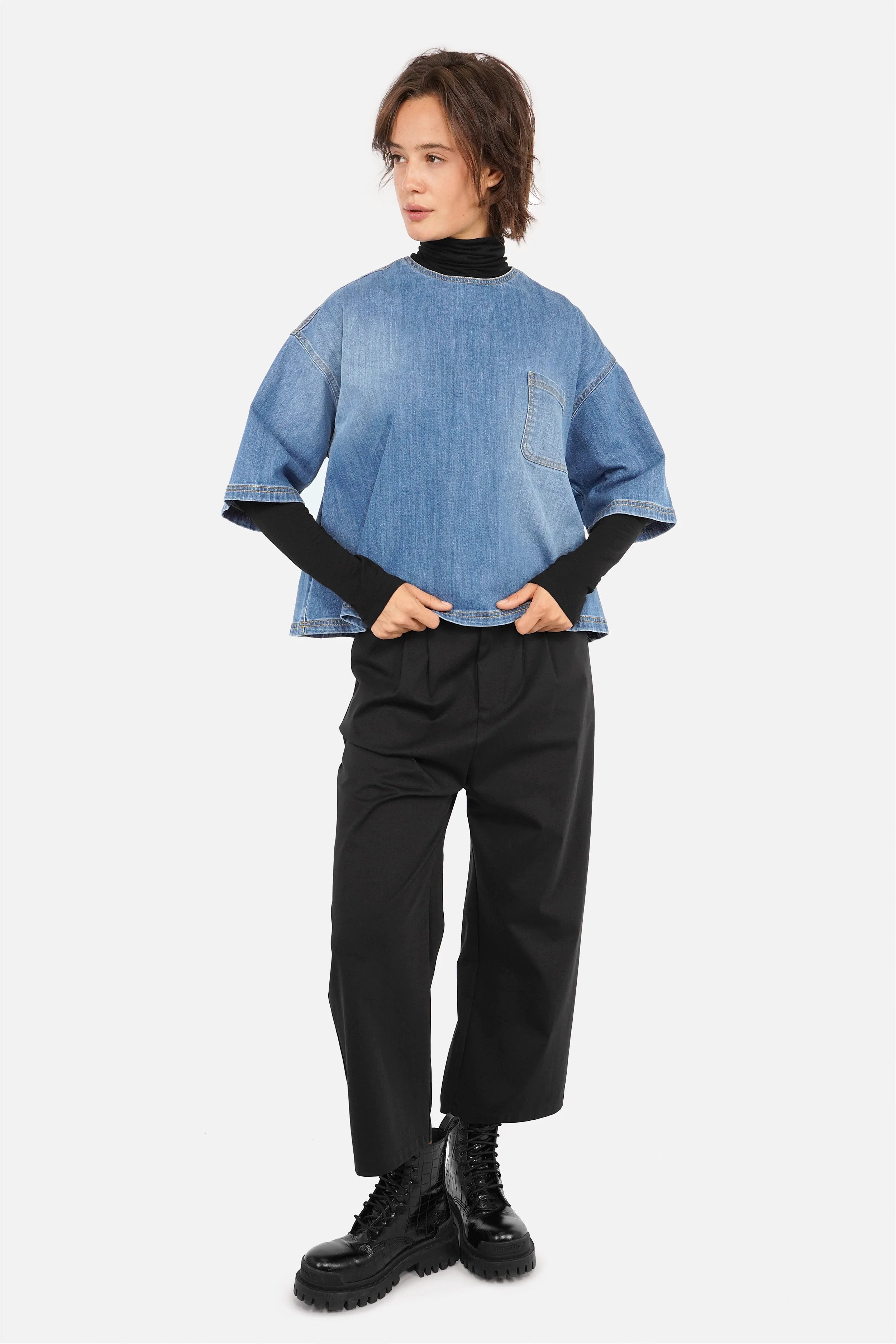 Leichte JANTE Denim Bluse mit Used-Waschung und Rundhalsausschnitt