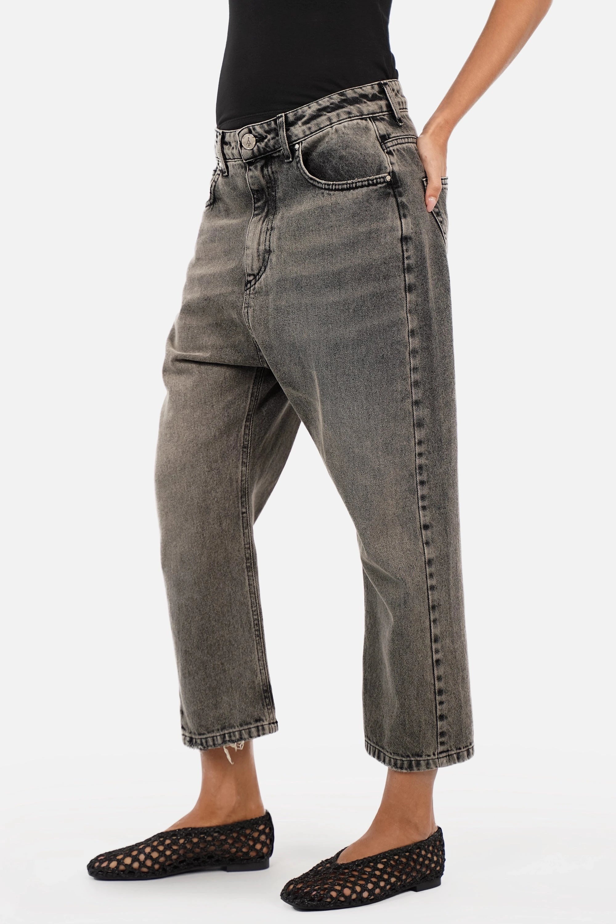 JEANY Baggy Jeans locker geschnitten mit tiefem Schritt und Moonlight-Waschung in Grau