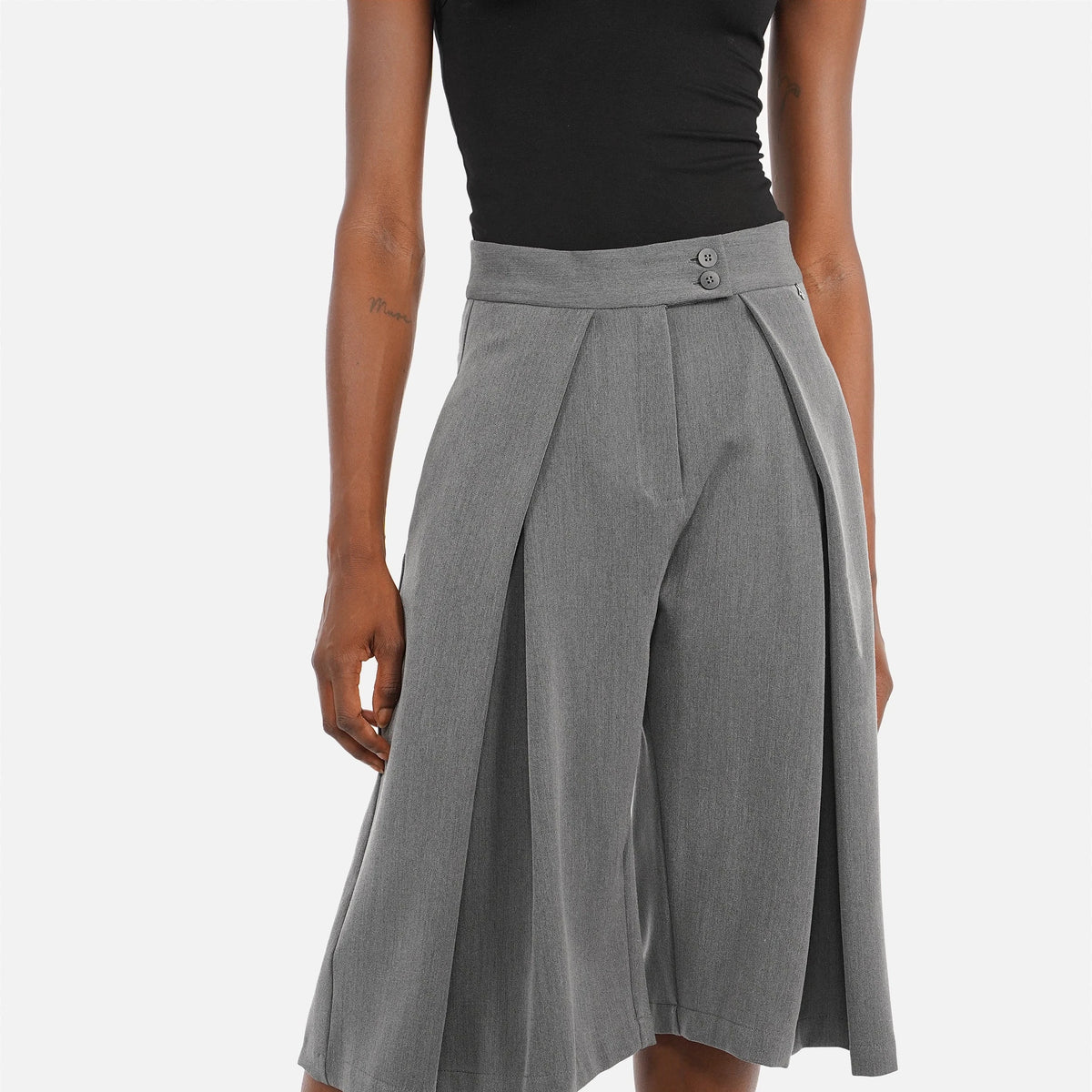 JEDA culottes; extra-deep waist pleats, high waist, wide legs, fine mélange effect, woven viscose