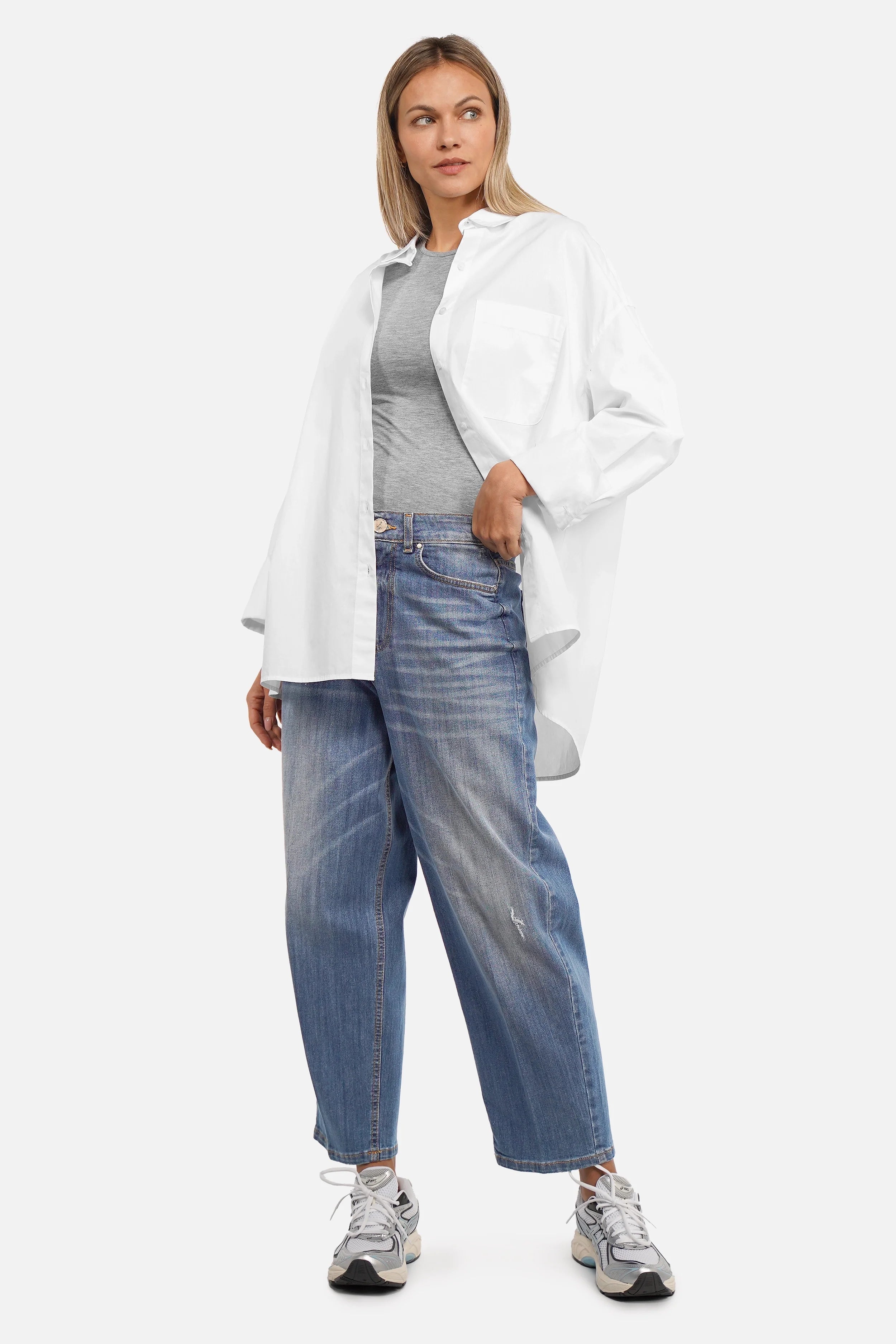 Loose-Fit Jeans in Urban Blue mit hoher Taille und weitem Bein aus leichtem Denim