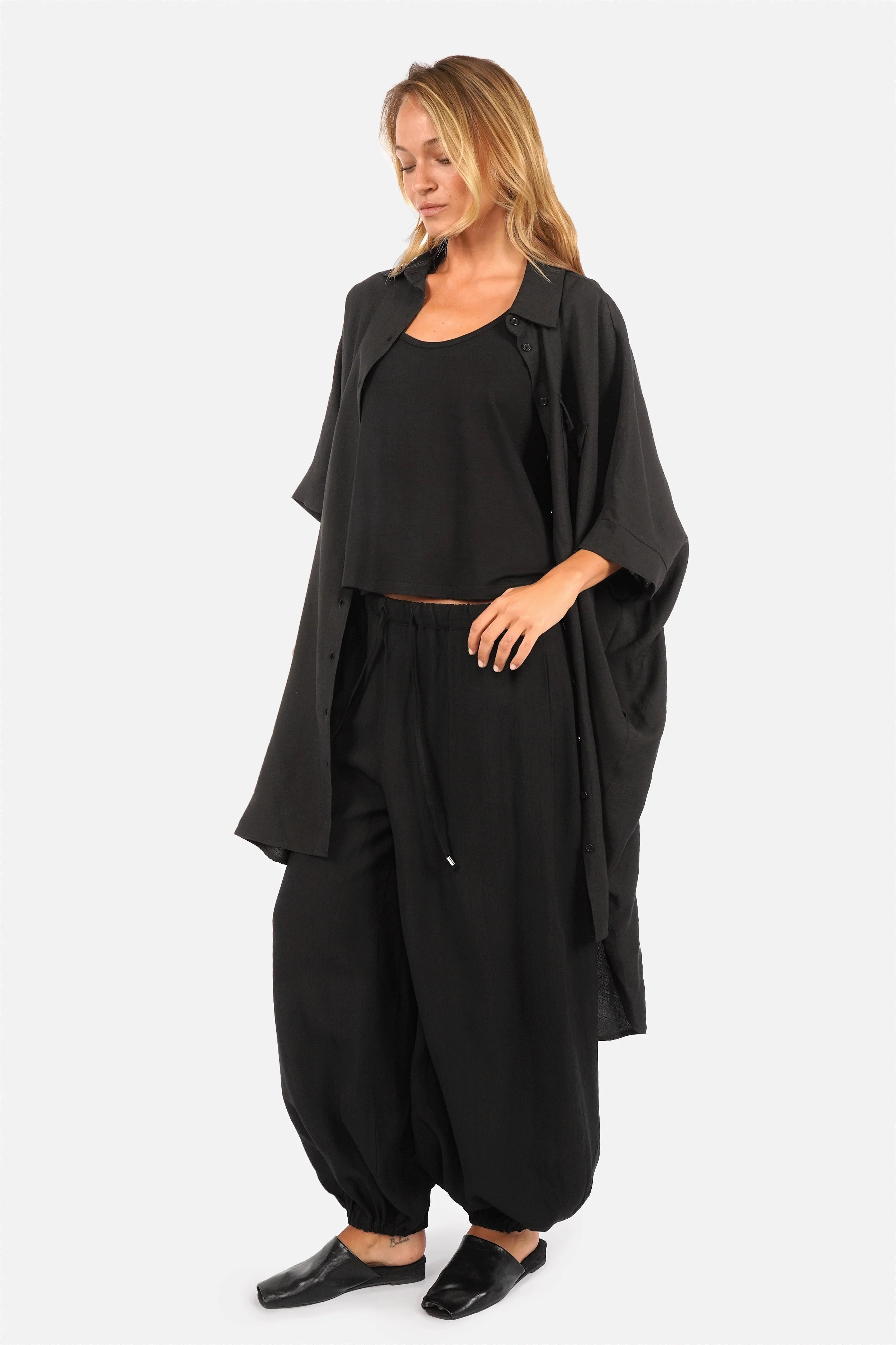 Oversized Hemdkleid JELISSA aus weich fließender Viskose mit Fledermausärmeln und abgerundetem Saum