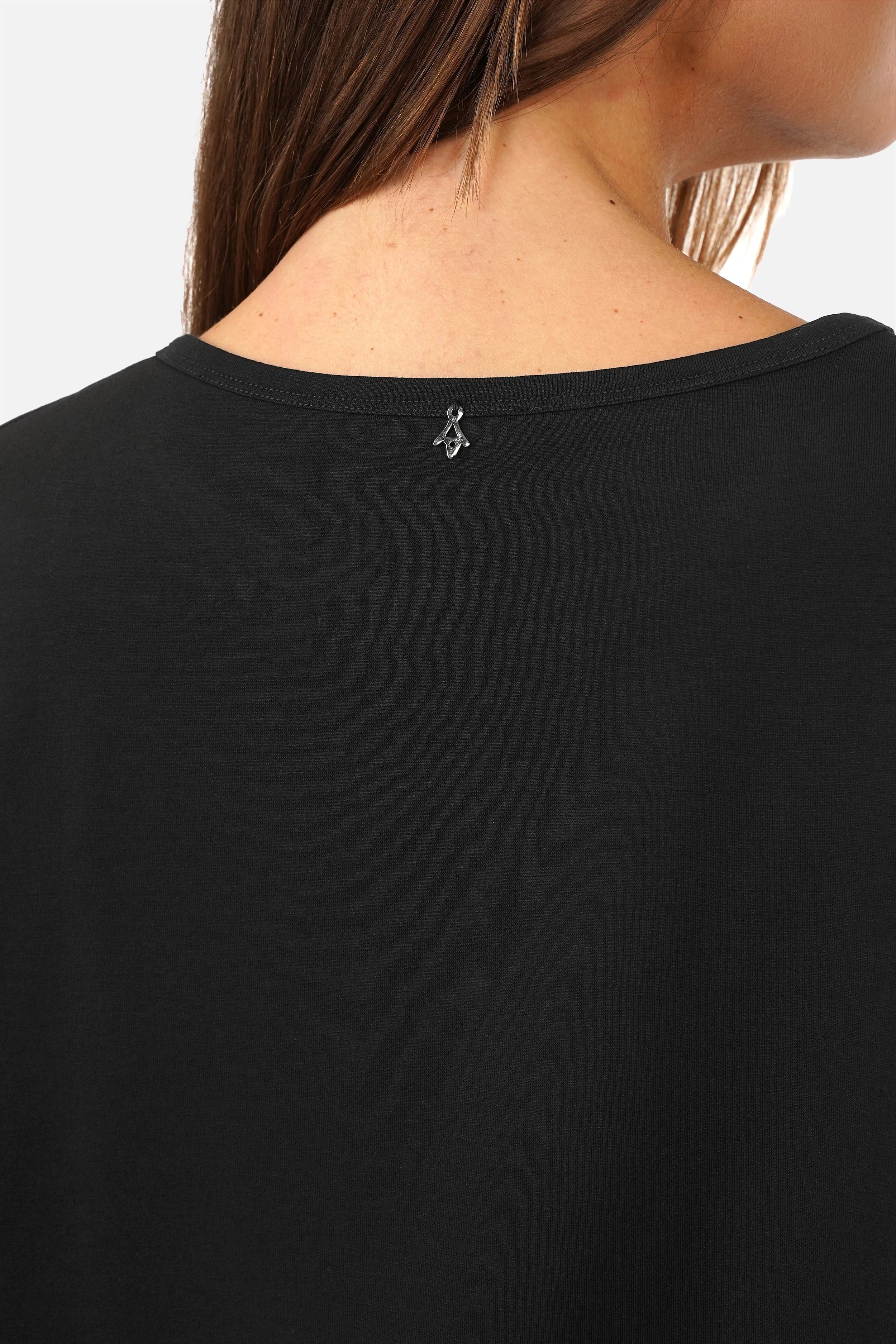 JENEN Oversized Longsleeve aus weichem Jersey-Viskose mit Rundhalsausschnitt und überschnittenen Schultern