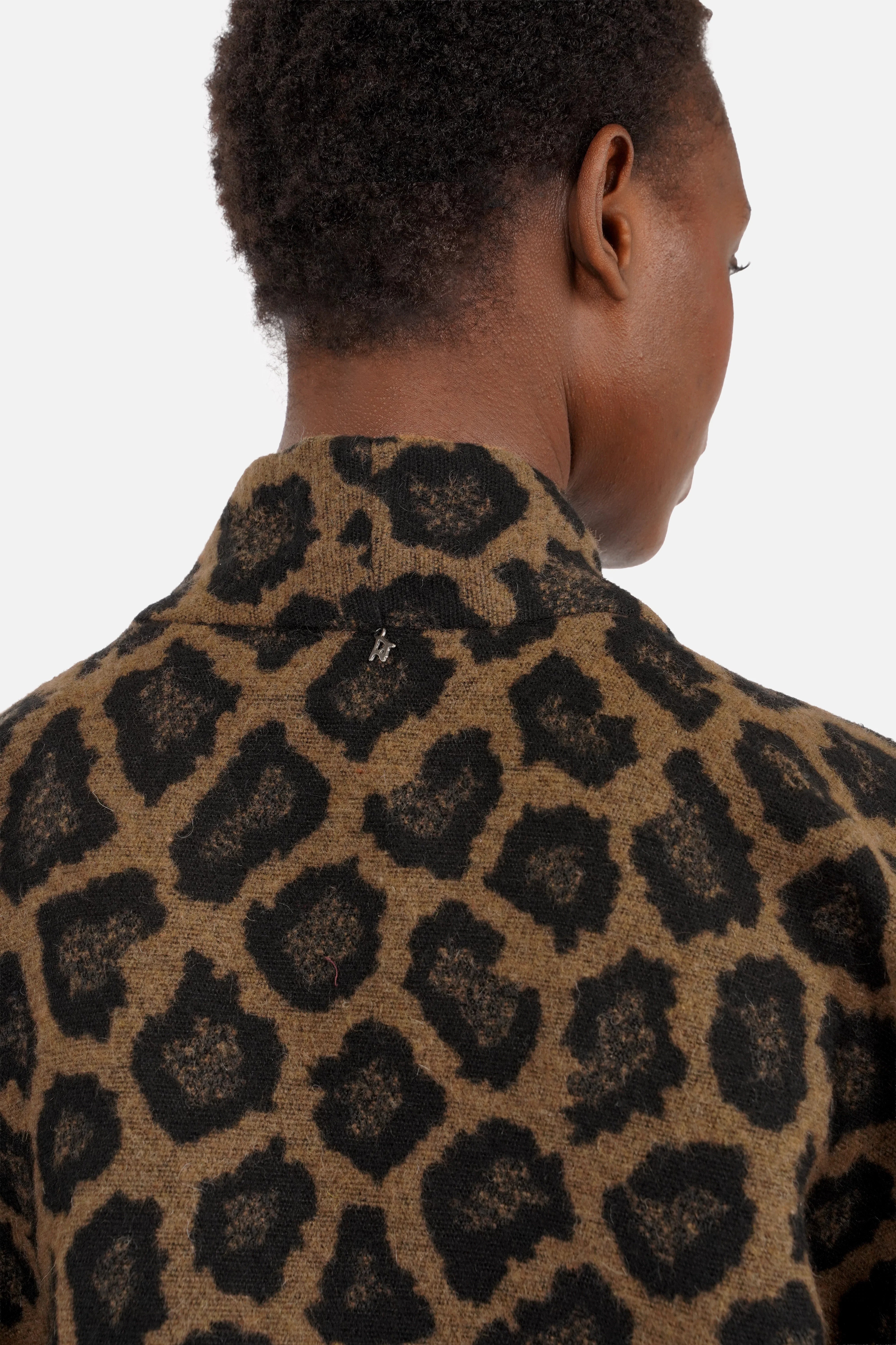 JINA Kimono-Jacke im Leo-Jacquard mit weitem Schnitt und großen Taschen
