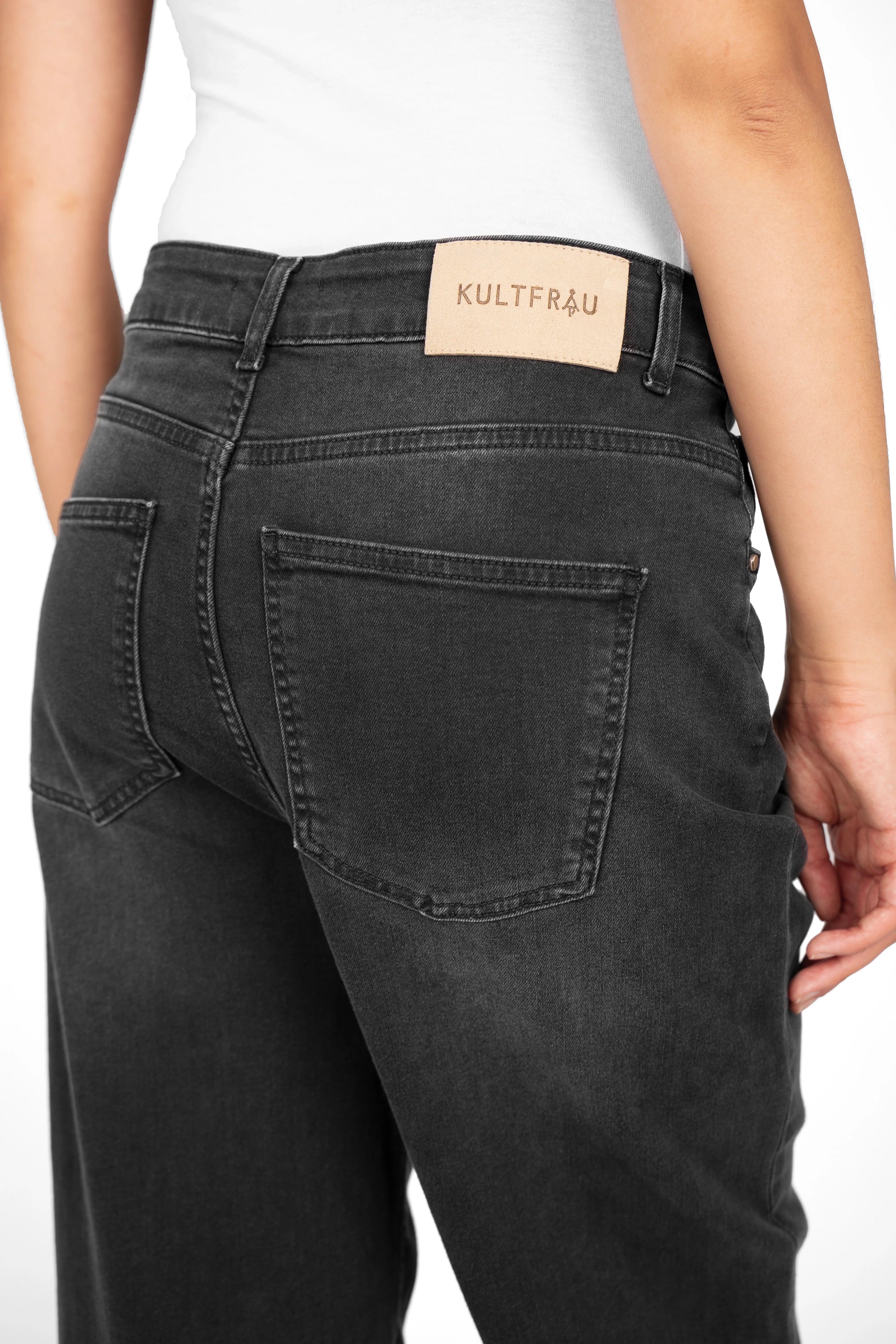 Schwarze JOOSY Wide Leg Jeans mit weitem Bein und Relaxed Fit aus Italien, Rückansicht