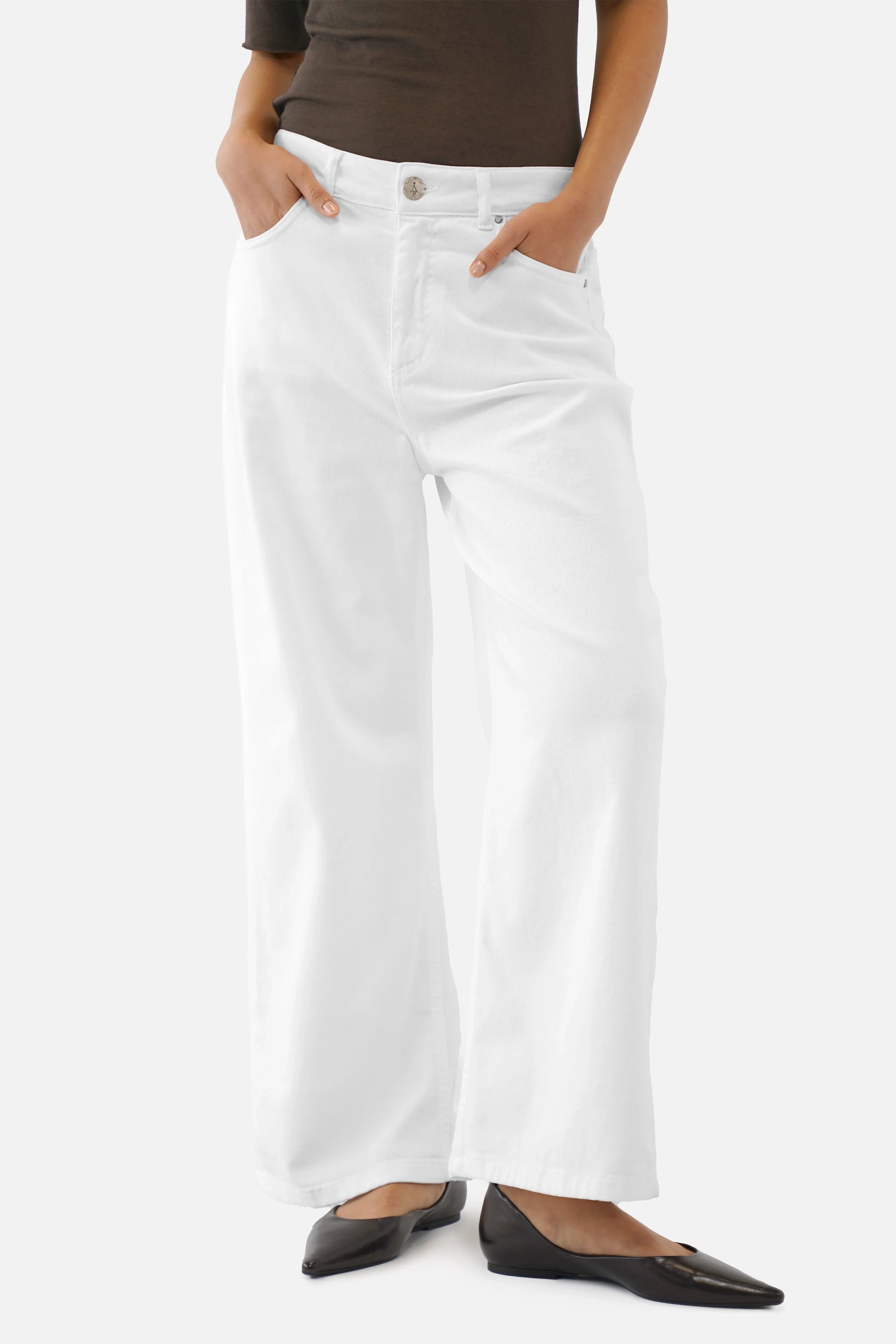 JOOSY Wide Leg Jeans in Italian coloured denim with relaxed fit and straight wide legs