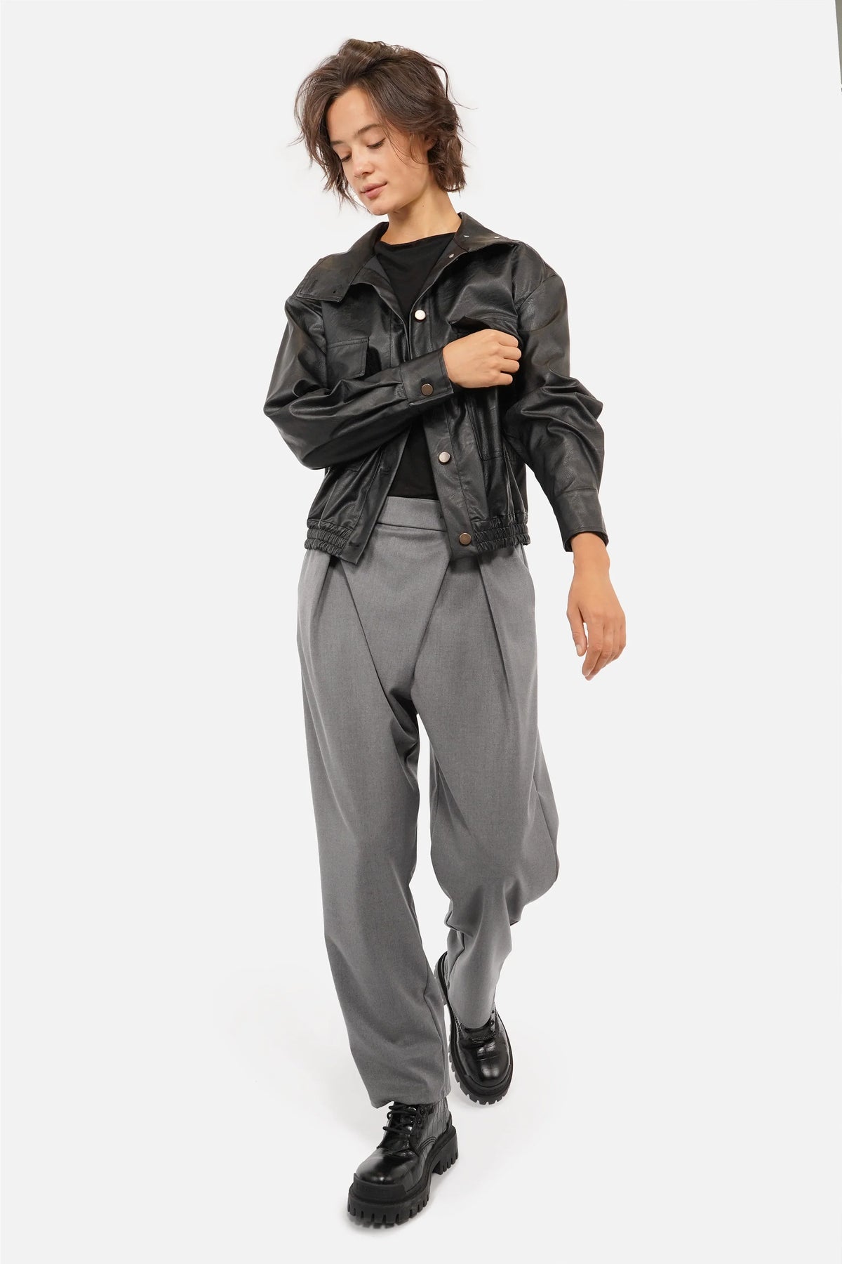 JORELIE Hose mit asymmetrischem Bund und seitlichen Taschen aus weichem Viskose-Mix