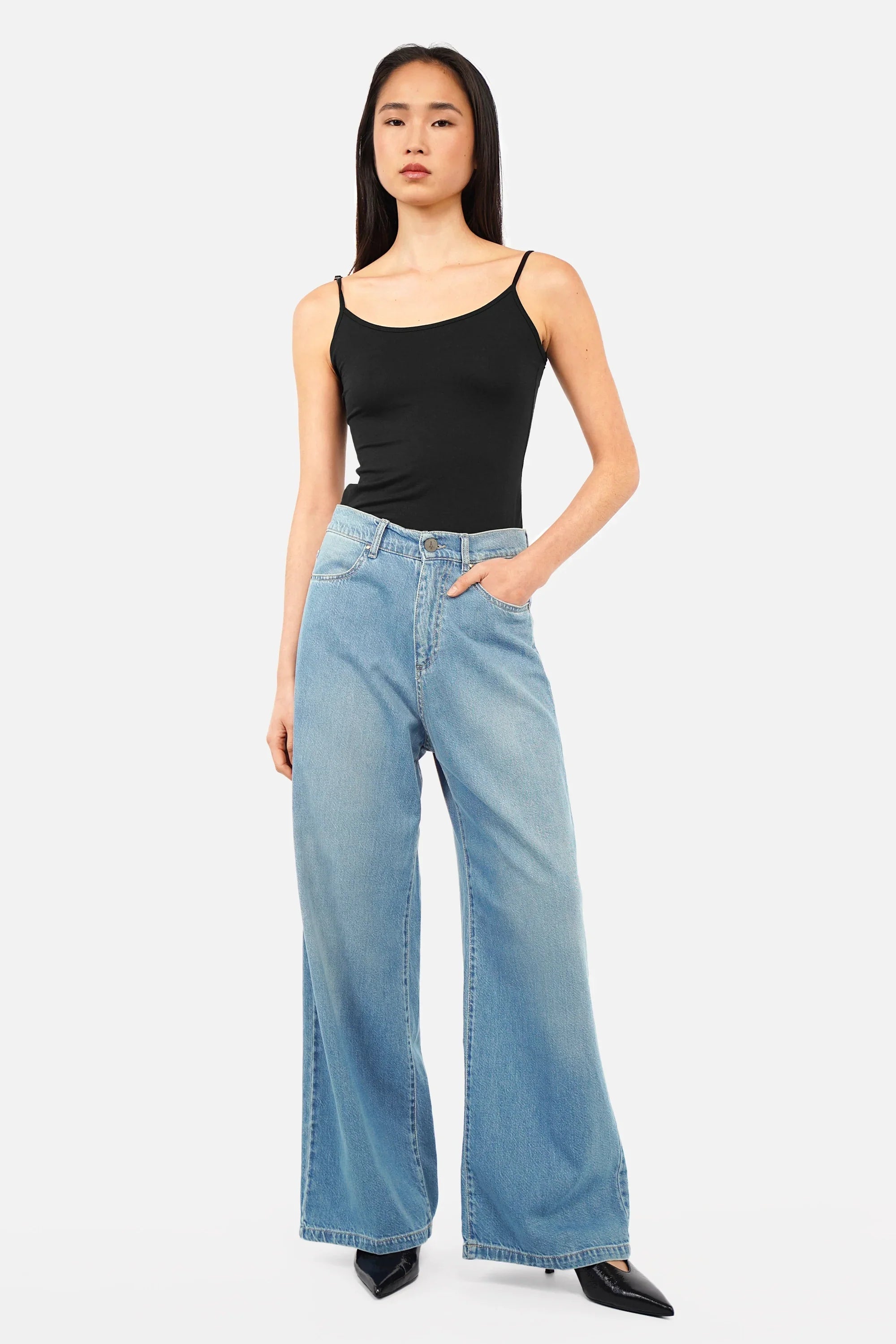 Leichter Denim JORYA Wide Jeans in faded mid-blue with high waist and wide leg design