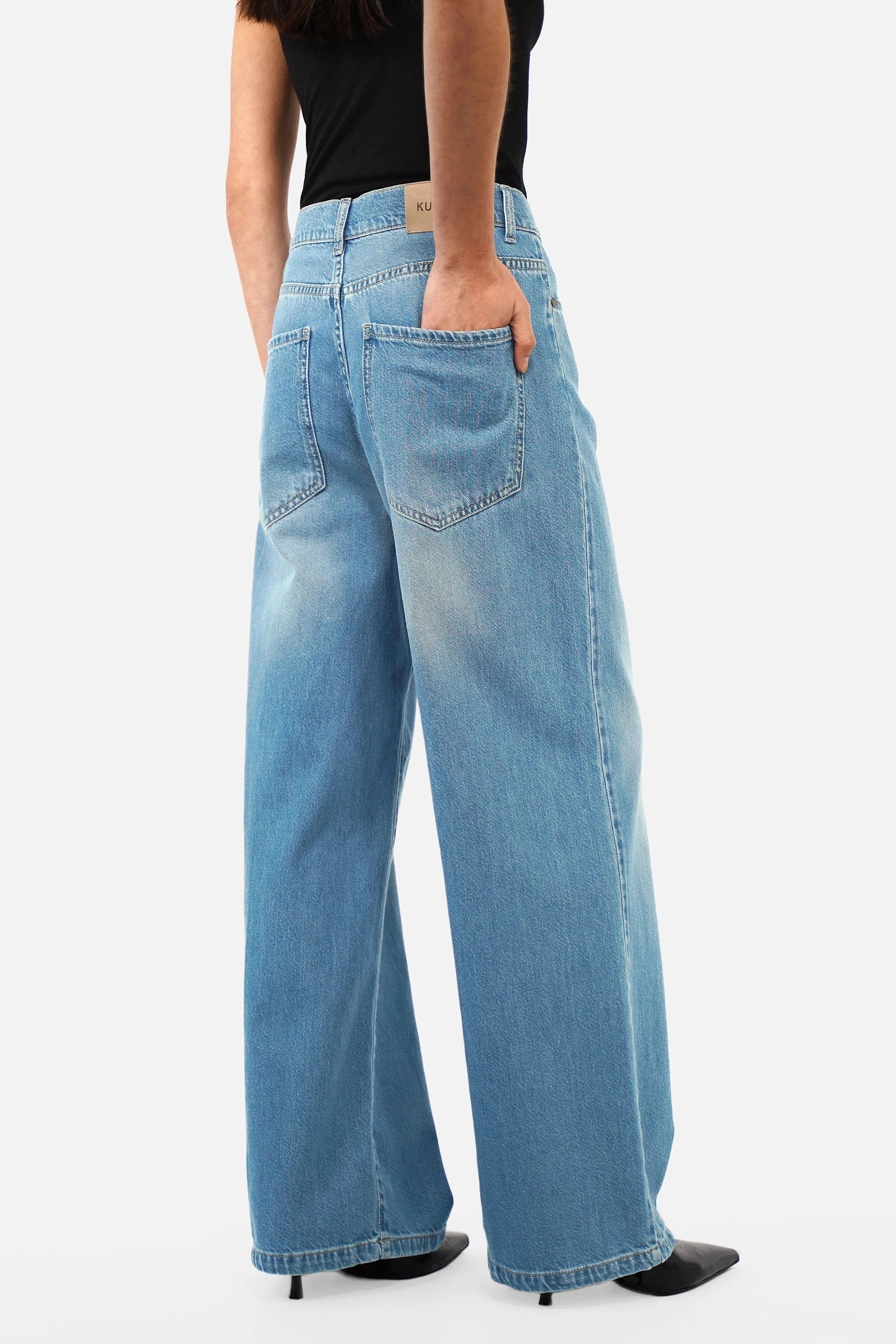 Leichter Denim JORYA wide jeans with high waist and faded mid-blue wash