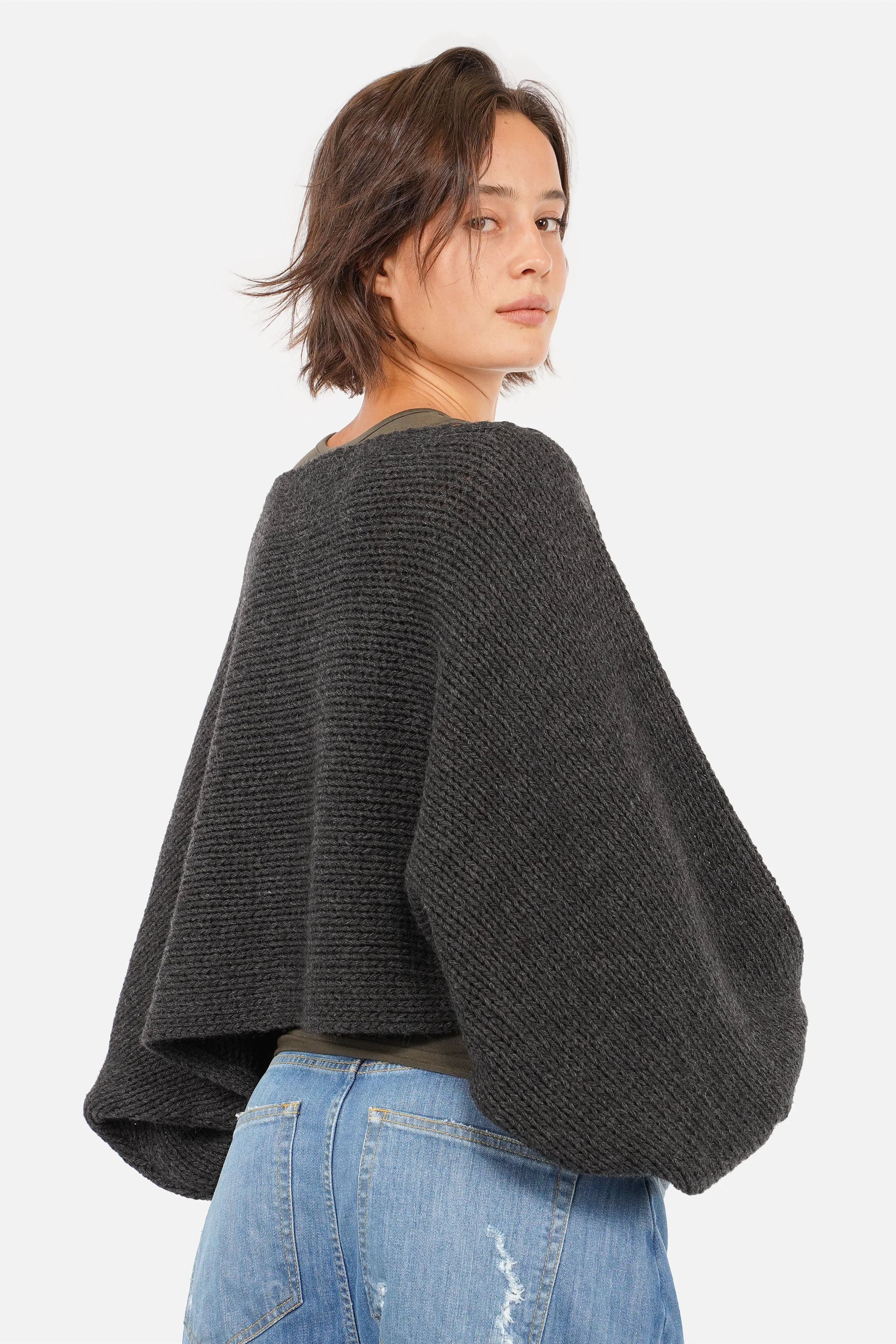 Grobstrick-Pullover mit Ballonärmeln und U-Boot-Ausschnitt in lässigem Oversized Fit