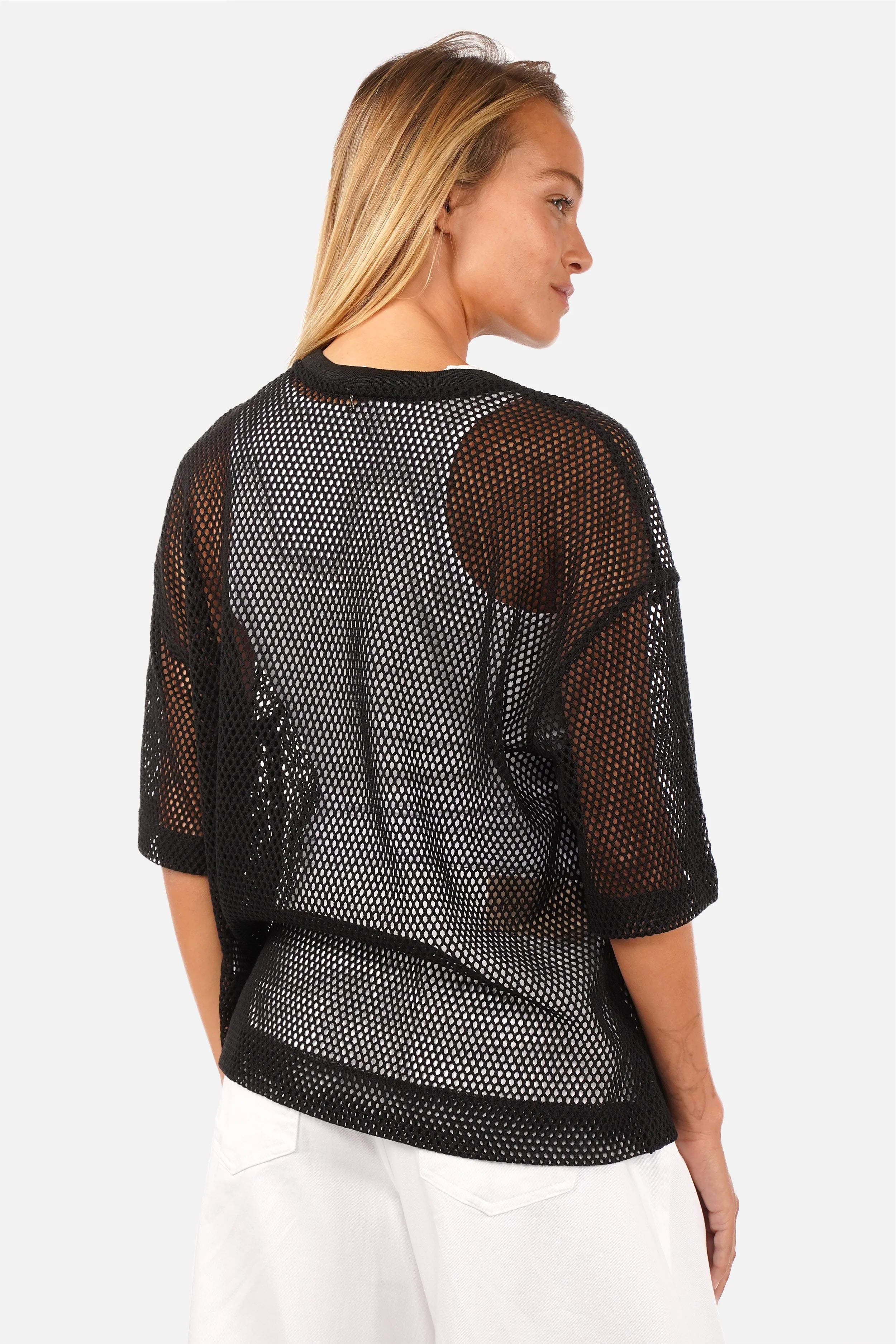 JUNNY T-Shirt aus Häkelstoff mit weitmaschiger Struktur und Rundhalsausschnitt in Loose Fit