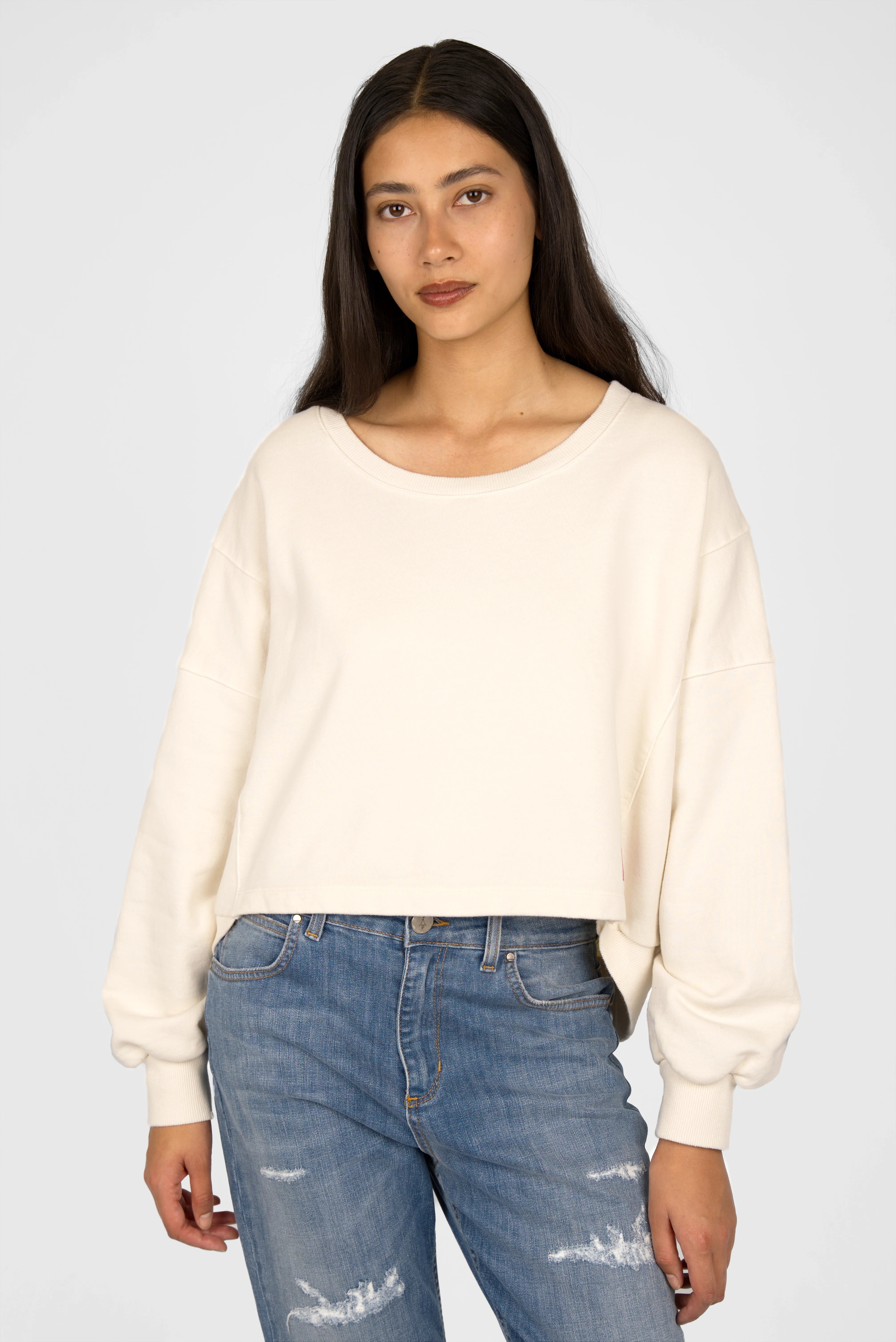 Weißer KERY Cropped Sweater mit U-Boot-Ausschnitt und oversized Passform aus Baumwoll-Sweat