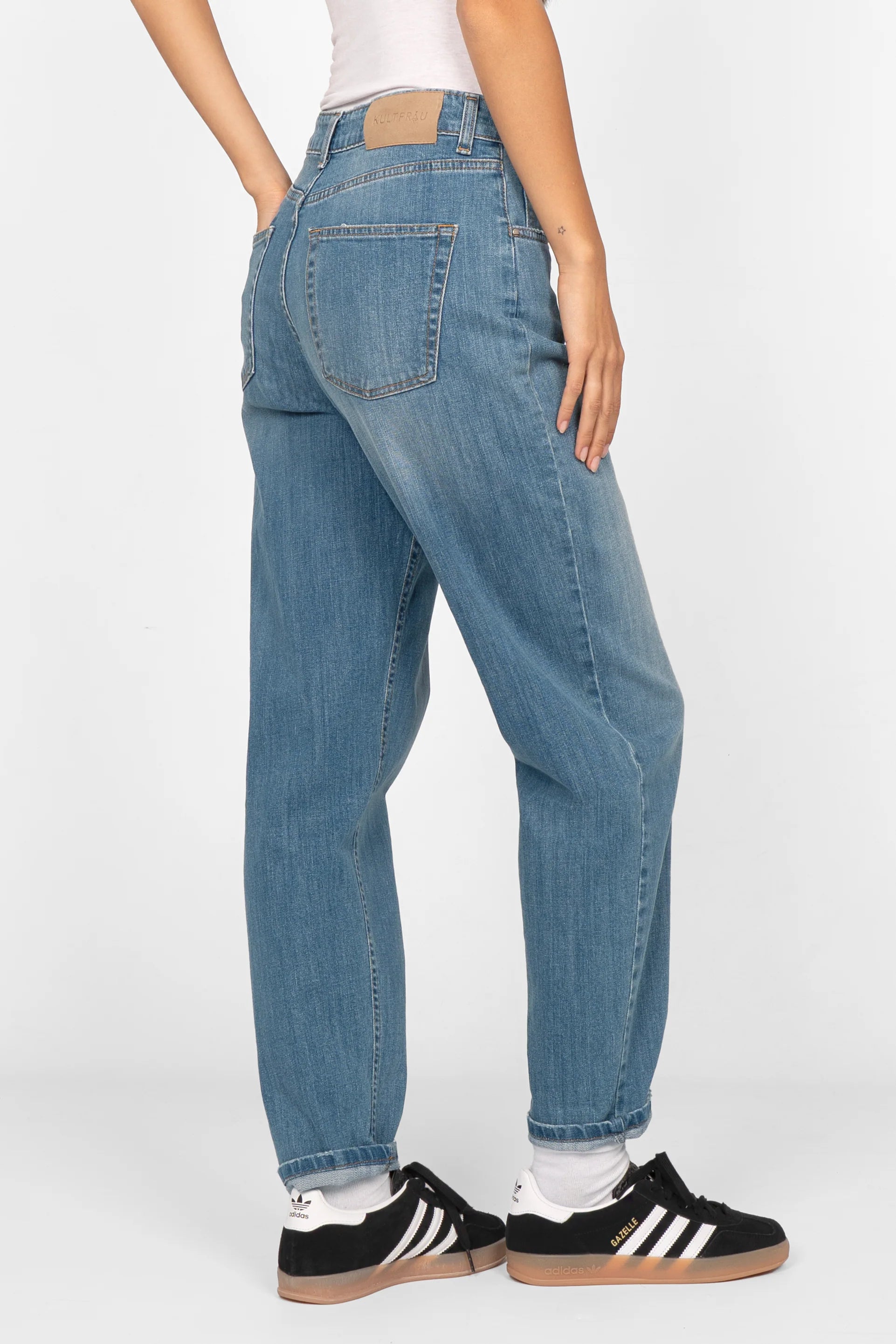 KEYSSI Carrot-Jeans Mom Fit aus Denim-Stretch mit destroyed Details und schmal zulaufenden Beinen