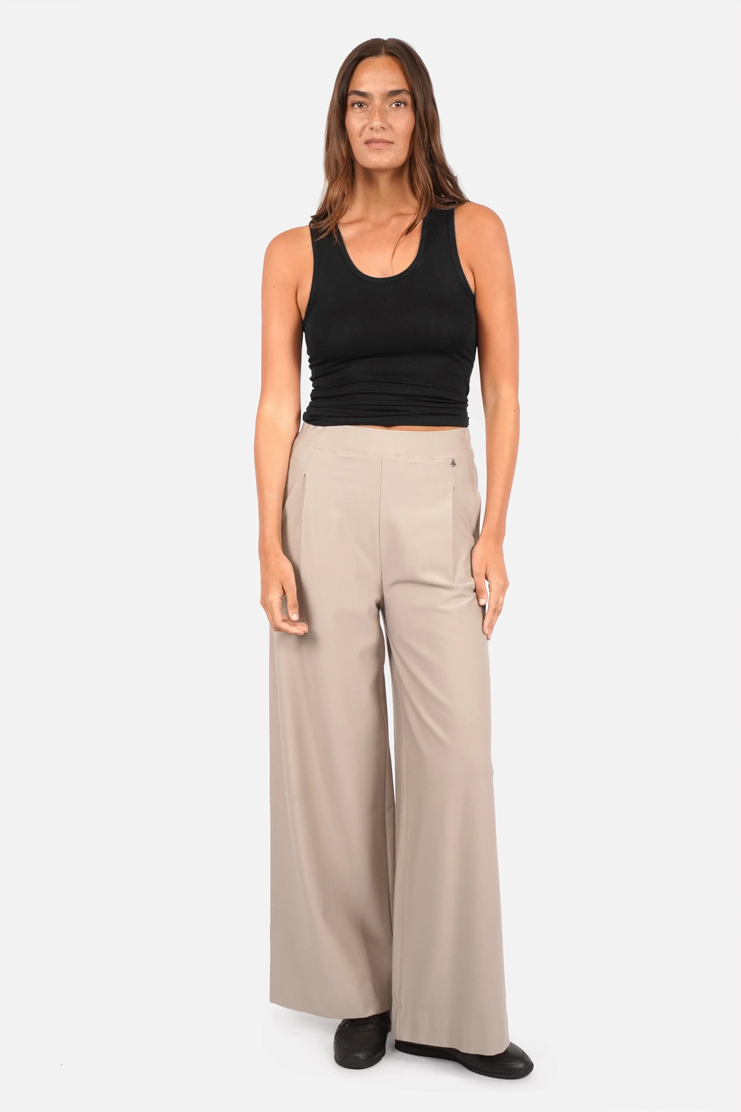 KLARA.K Wide Leg Pants Damenhose mit weitem Schnitt, elastischem Bund und seitlichen Taschen, hergestellt aus weichem Viskose-Mix